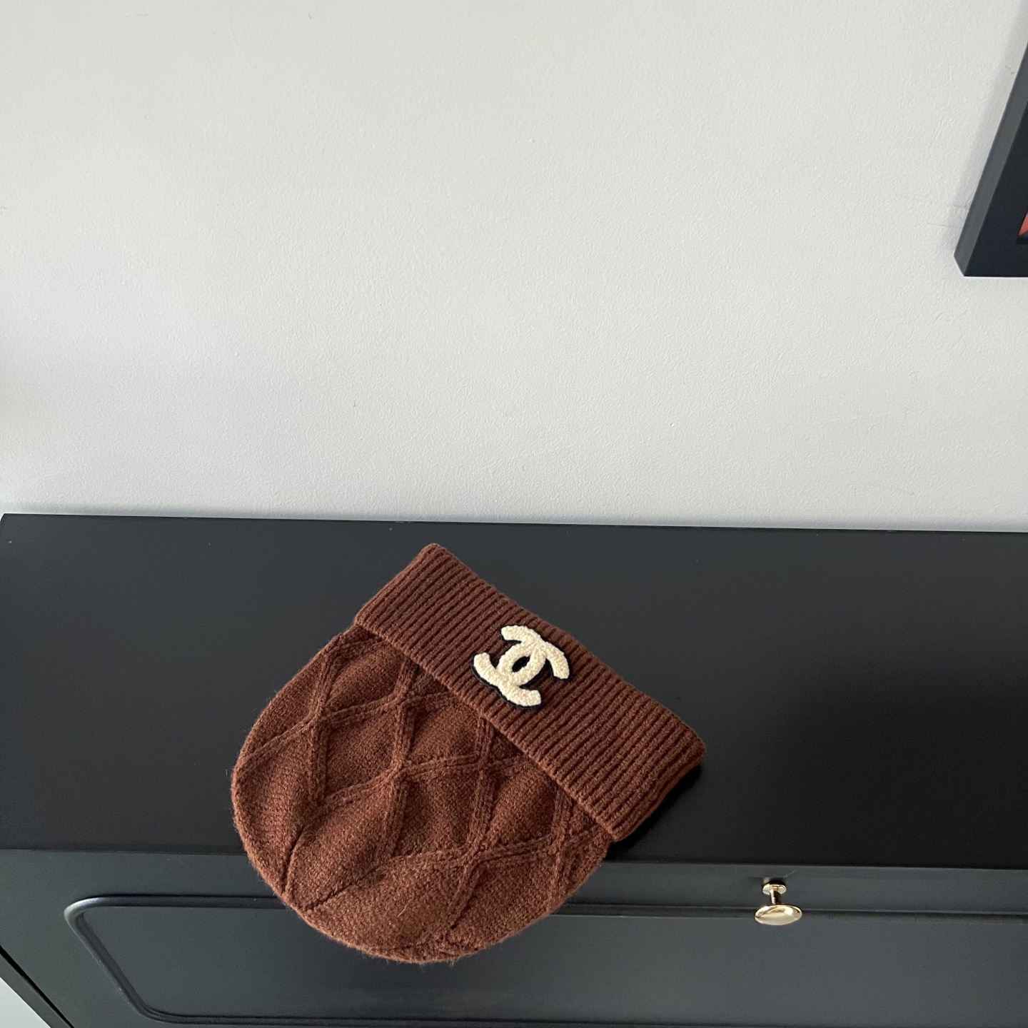 💛配防尘袋。【CHANEL香奈儿】2025新款男女款针织毛线帽，独家新款～韩版单品