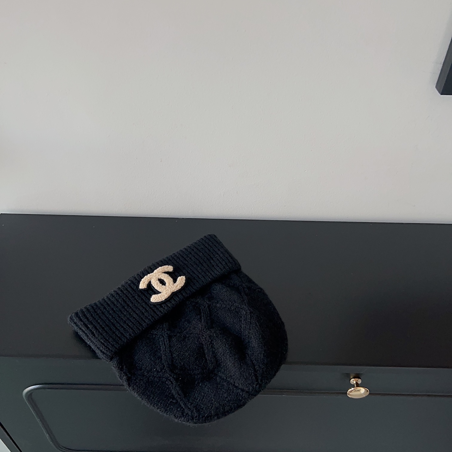💛配防尘袋。【CHANEL香奈儿】2025新款男女款针织毛线帽，独家新款～韩版单品