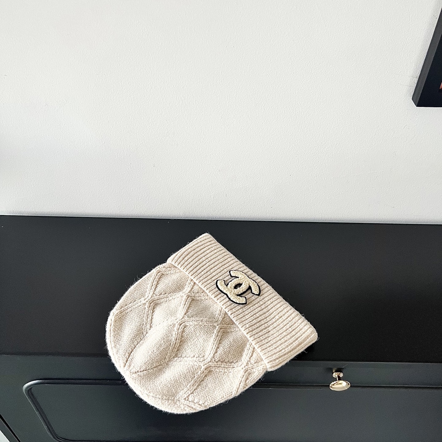 💛配防尘袋。【CHANEL香奈儿】2025新款男女款针织毛线帽，独家新款～韩版单品