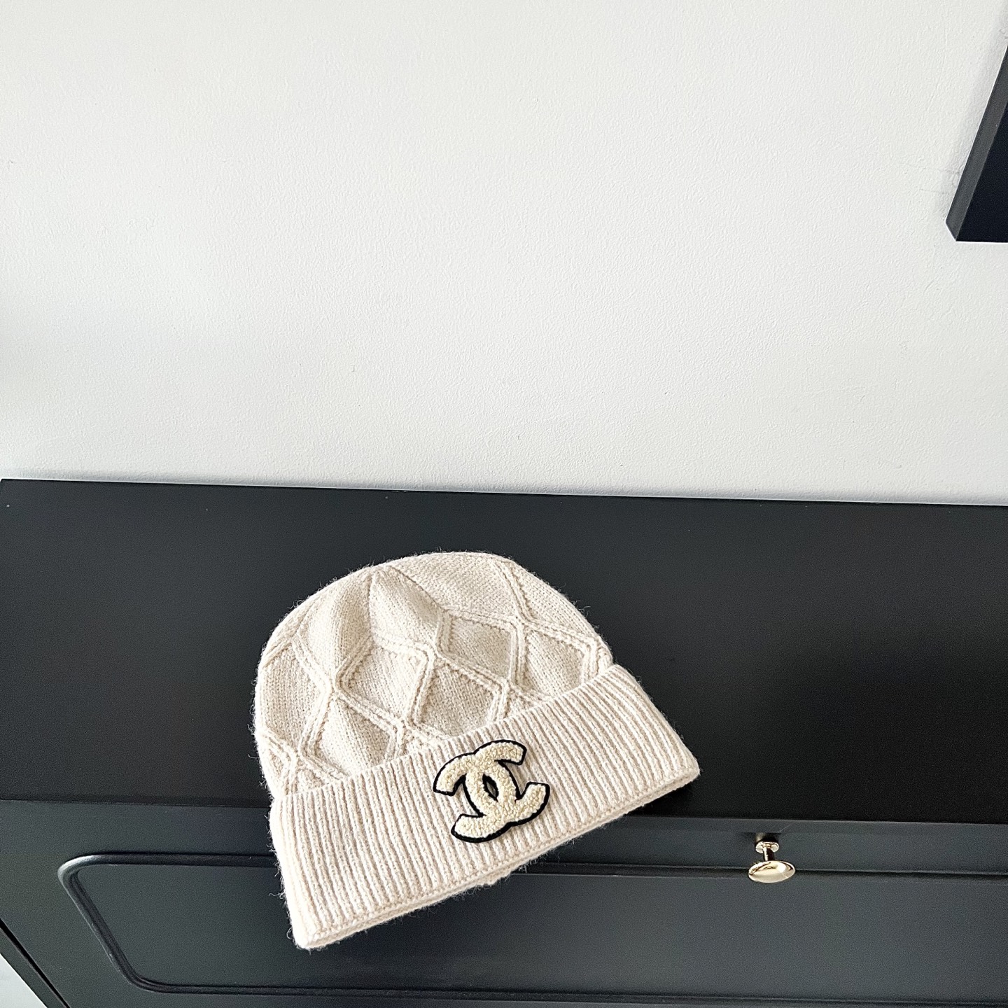 💛配防尘袋。【CHANEL香奈儿】2025新款男女款针织毛线帽，独家新款～韩版单品