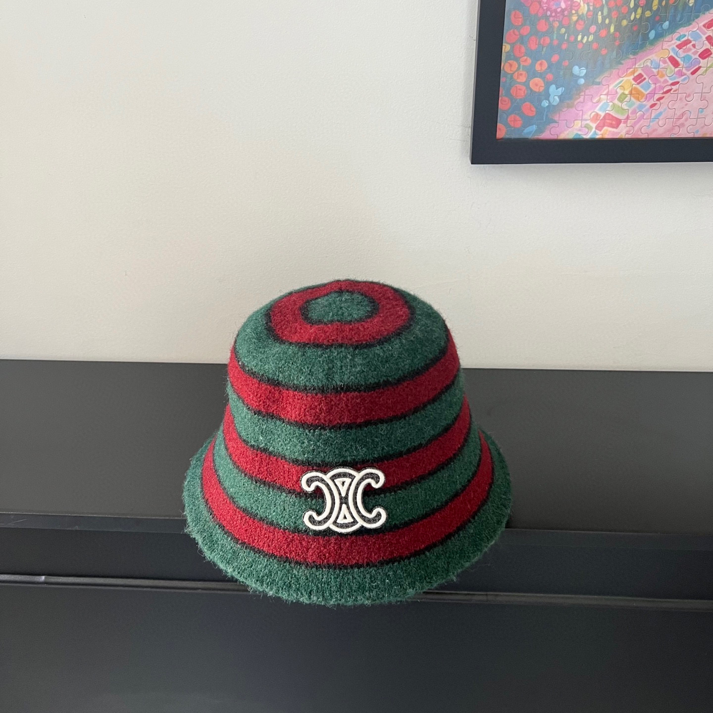 💛配防尘袋【Celine赛琳】2025秋冬新款羊绒条纹拼色渔夫帽独特设计～复古文艺的一款