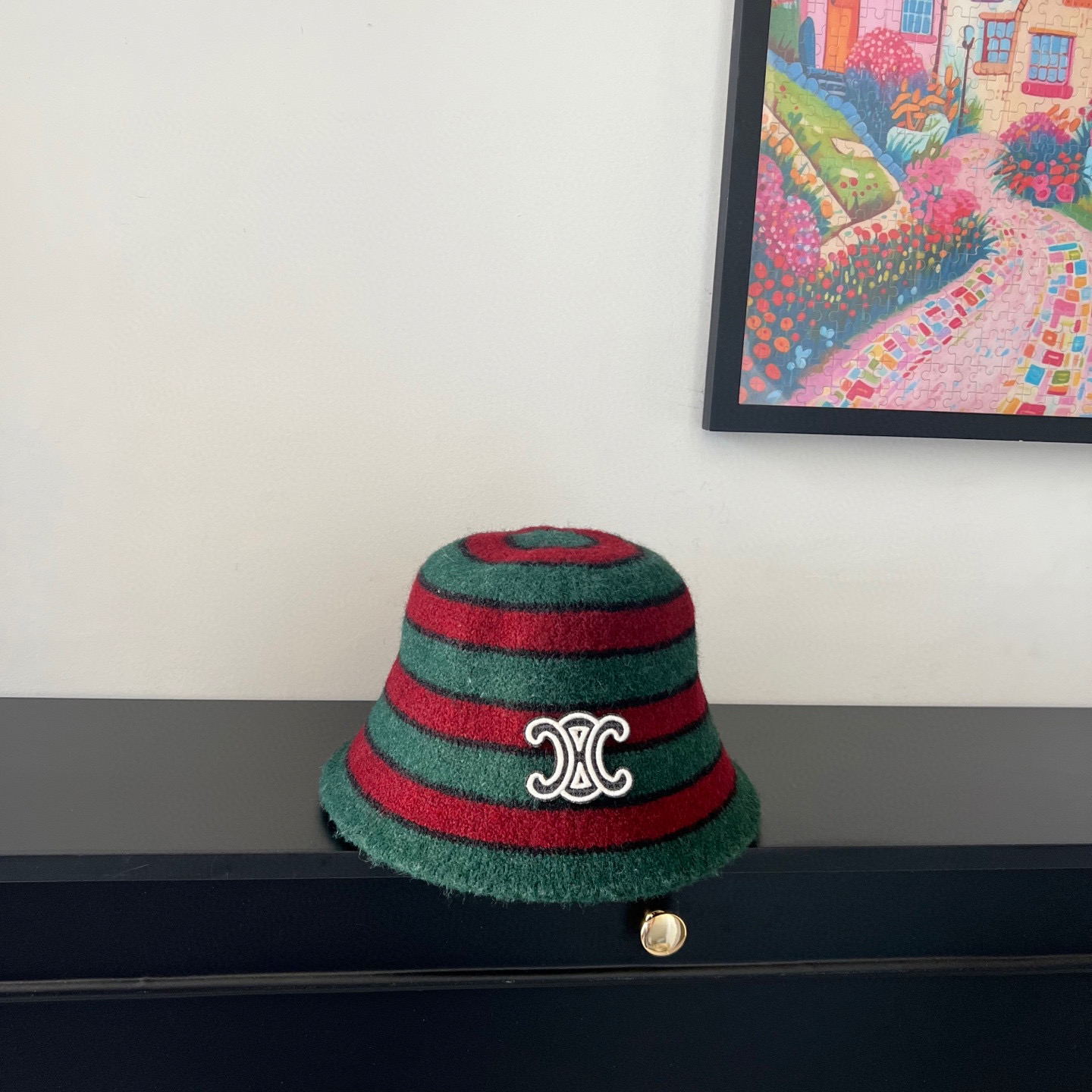 💛配防尘袋【Celine赛琳】2025秋冬新款羊绒条纹拼色渔夫帽独特设计～复古文艺的一款