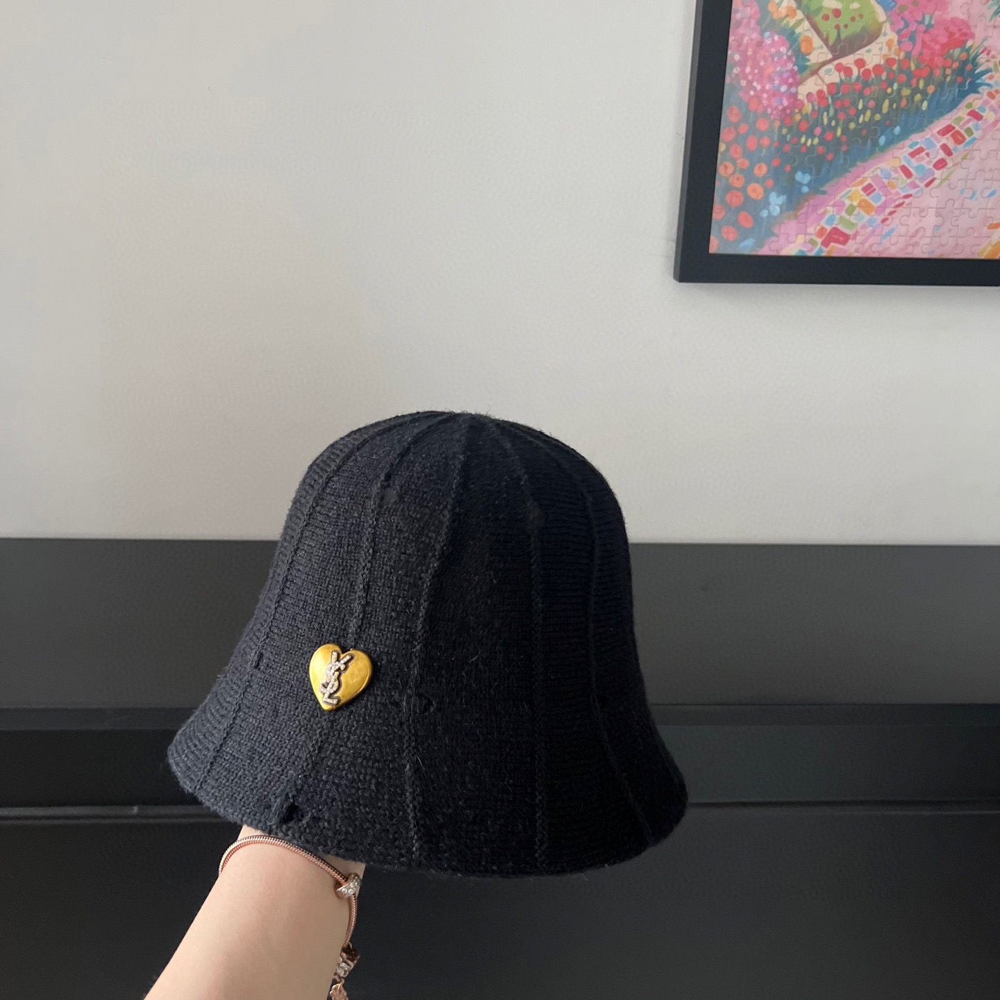 💛配防尘袋【YSL圣罗兰】2025秋冬新款不规则简约纹路渔夫帽桶帽，独特设计～复古文艺的一款