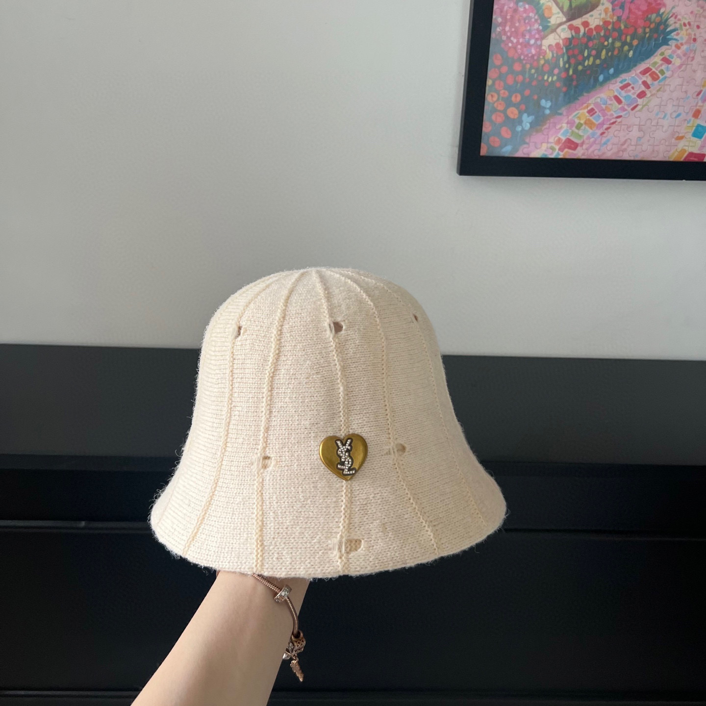 💛配防尘袋【YSL圣罗兰】2025秋冬新款不规则简约纹路渔夫帽桶帽，独特设计～复古文艺的一款