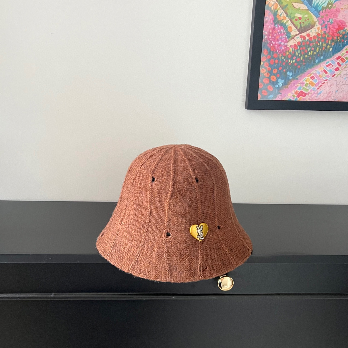 💛配防尘袋【YSL圣罗兰】2025秋冬新款不规则简约纹路渔夫帽桶帽，独特设计～复古文艺的一款