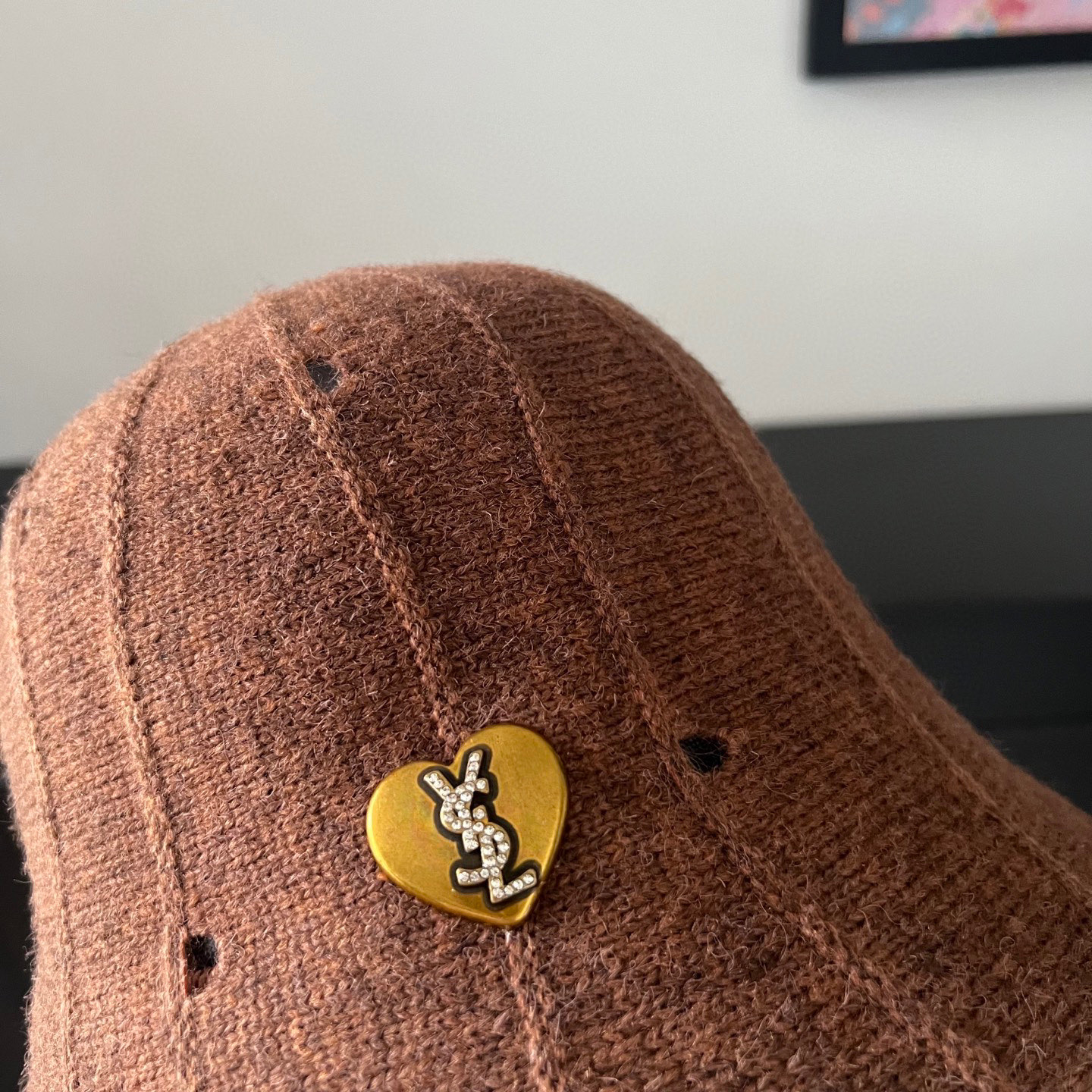 💛配防尘袋【YSL圣罗兰】2025秋冬新款不规则简约纹路渔夫帽桶帽，独特设计～复古文艺的一款