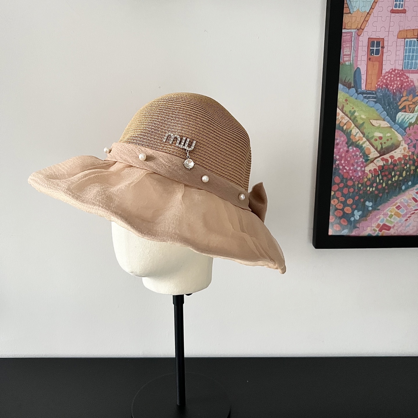 NO:365795,Special dust bag [MIUMIU] 2025 new Ougenya pearl heavy industry fisherman hat unique design ~ Japanese simple hat fisherman hat baseball hat knit hat, hat, miumiu, espadrilles, hats特配防尘袋【MIUMIU缪缪】2025新款欧根纱款珍珠重工渔夫帽 独特设计～日系简约的一款帽子渔夫帽棒球帽针织帽,帽子,miumiu,espadrilles,hats,hat