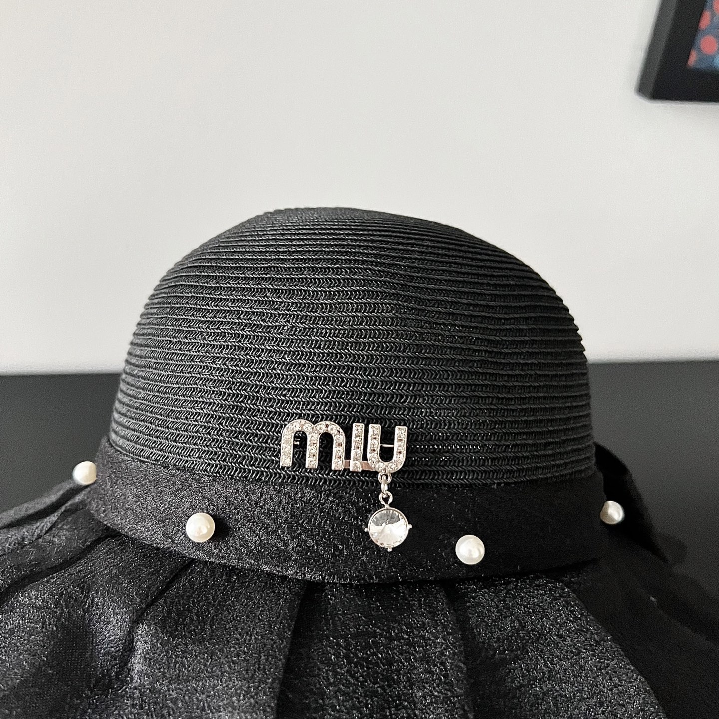 💛配防尘袋【MIUMIU缪缪】2025新款欧根纱款珍珠重工渔夫帽独特设计～日系简约的一款