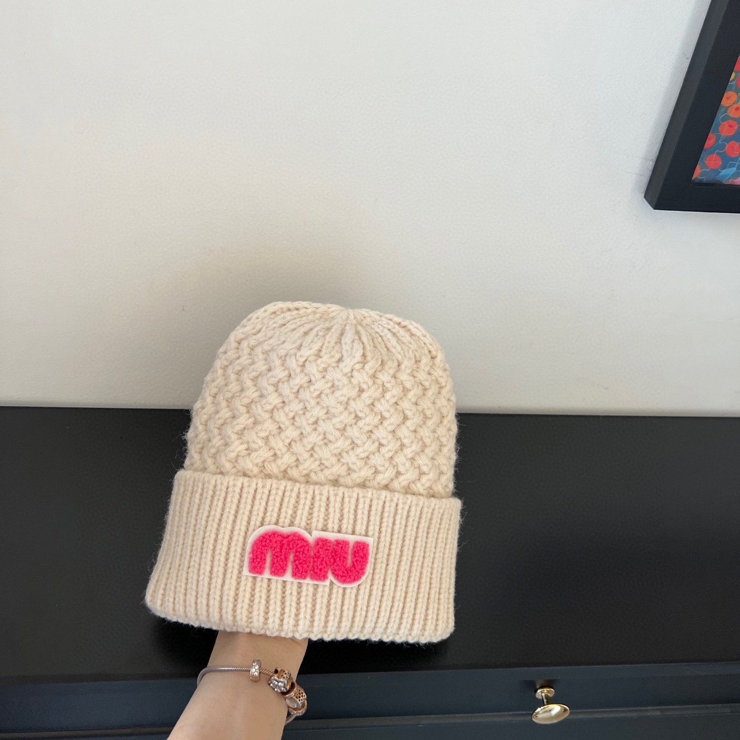 💛配防尘袋。【MIUMIU缪缪】2025新款麻花亮色搭配针织毛线帽，时尚简约#保暖款