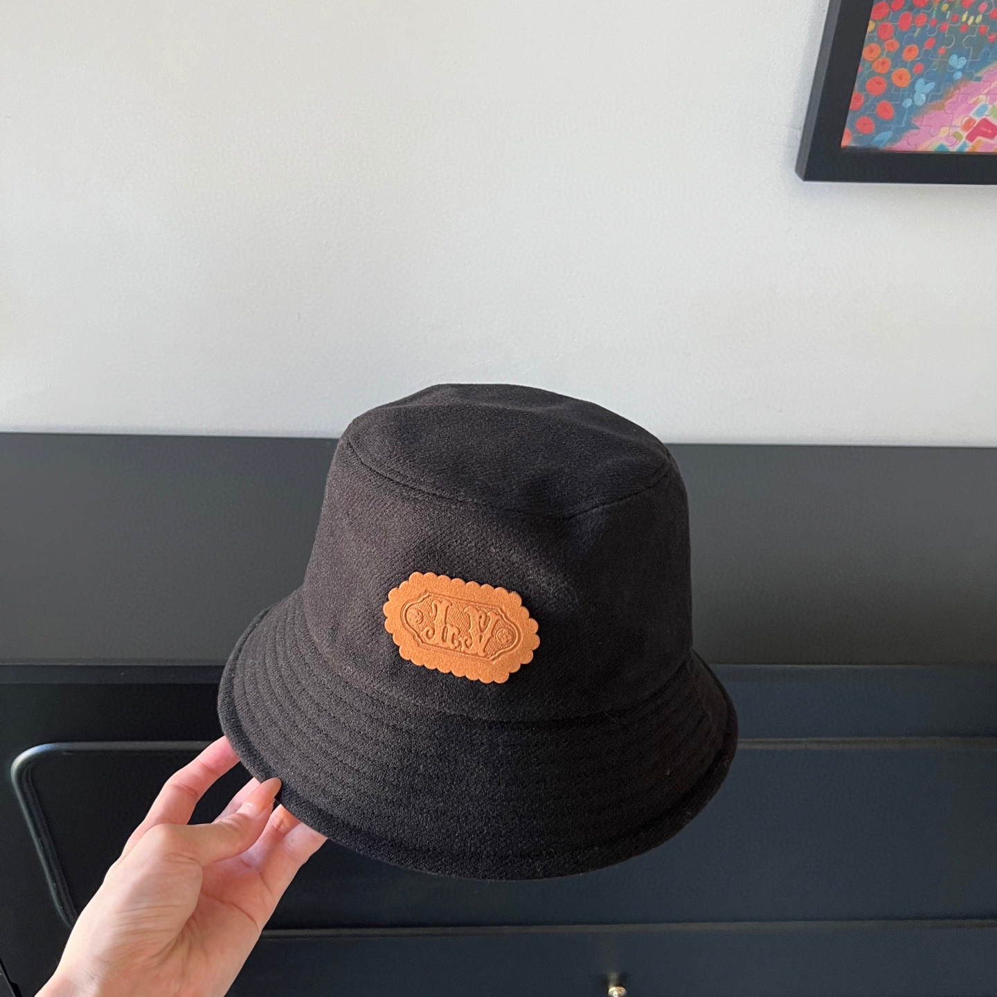 💛配防尘袋【LV路易威登】2025新款羊绒简约渔夫帽独特设计～防晒百搭的一款