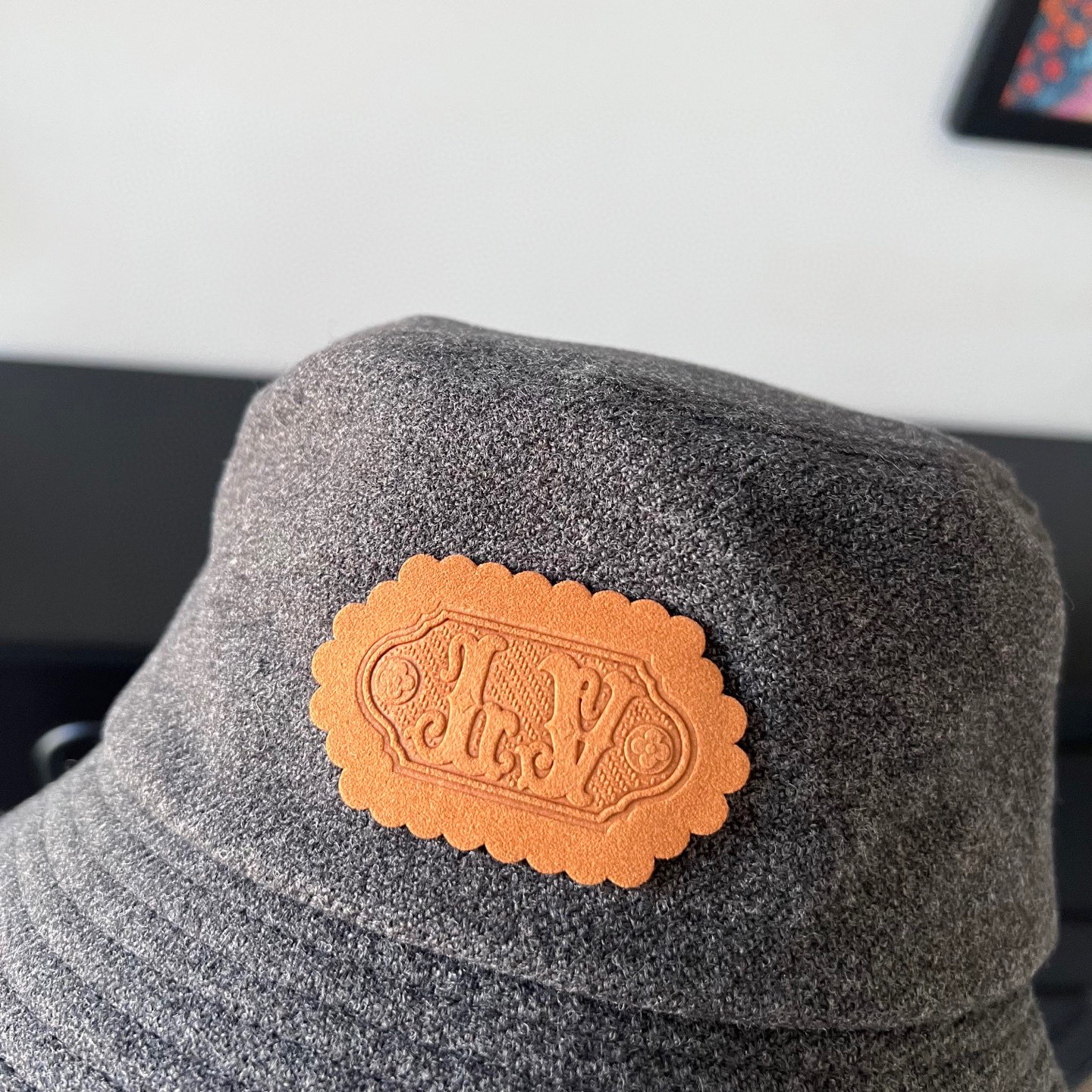 💛配防尘袋【LV路易威登】2025新款羊绒简约渔夫帽独特设计～防晒百搭的一款