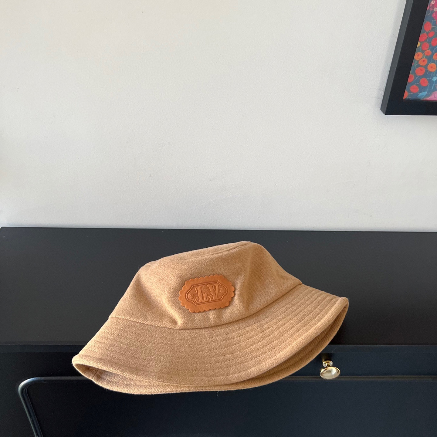 💛配防尘袋【LV路易威登】2025新款羊绒简约渔夫帽独特设计～防晒百搭的一款