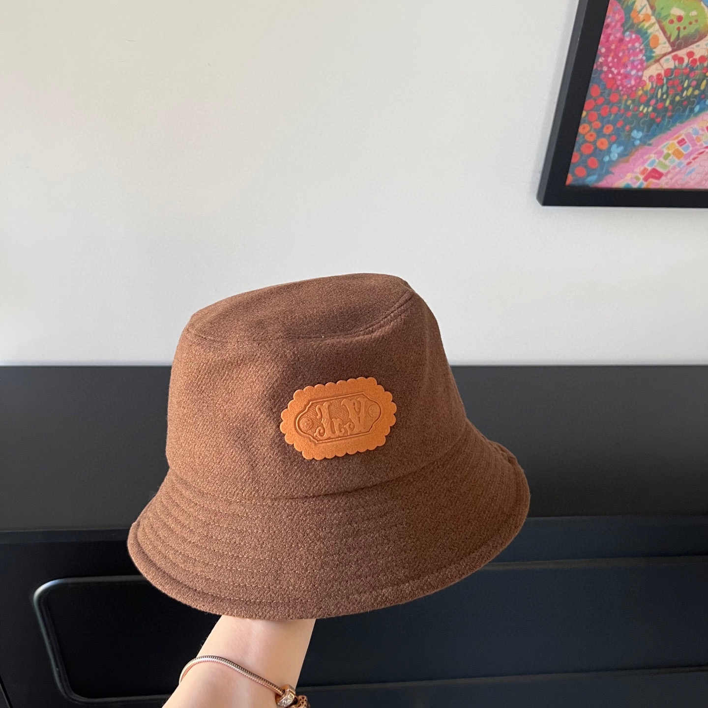 💛配防尘袋【LV路易威登】2025新款羊绒简约渔夫帽独特设计～防晒百搭的一款