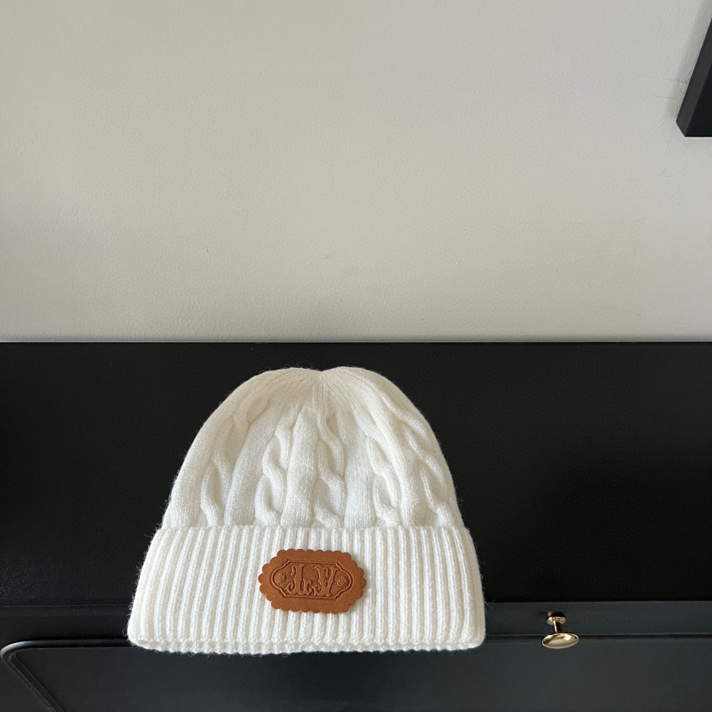 特💛配防尘袋。【lv路易威登】2025新款麻花男女精致款针织毛线帽，时尚简约#保暖款