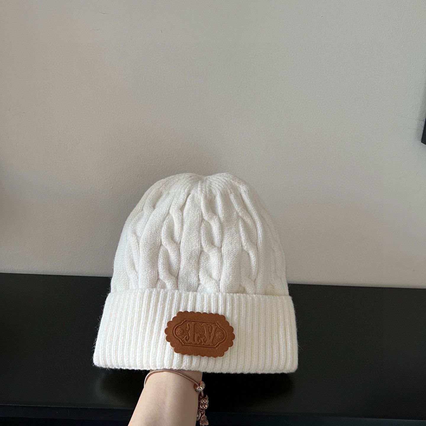 特💛配防尘袋。【lv路易威登】2025新款麻花男女精致款针织毛线帽，时尚简约#保暖款