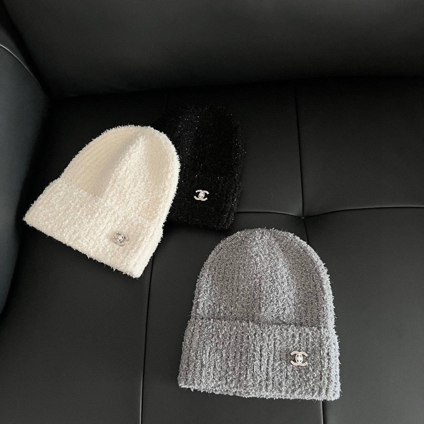 特💛配防尘袋。【Chanel香奈儿】2025新款亮丝小香风精致款针织毛线帽，时尚简约#保暖款