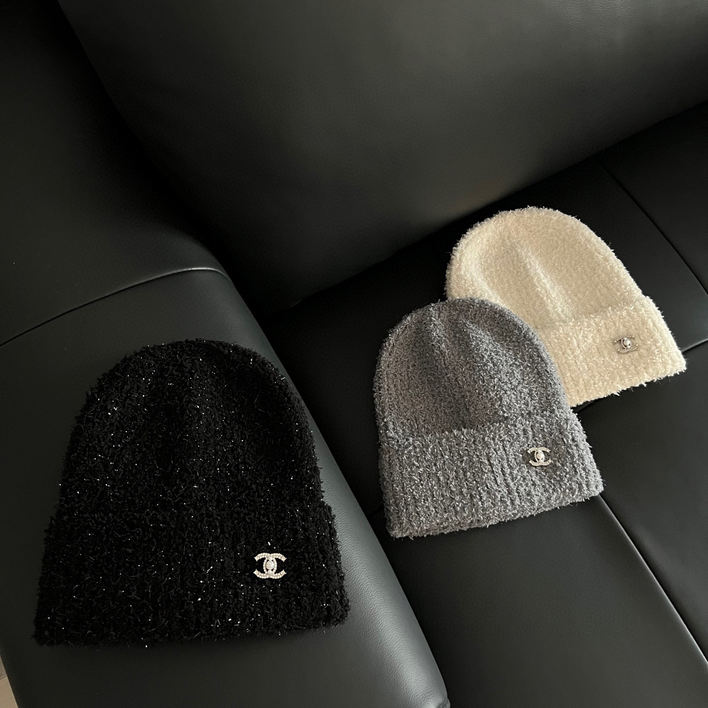 特💛配防尘袋。【Chanel香奈儿】2025新款亮丝小香风精致款针织毛线帽，时尚简约#保暖款