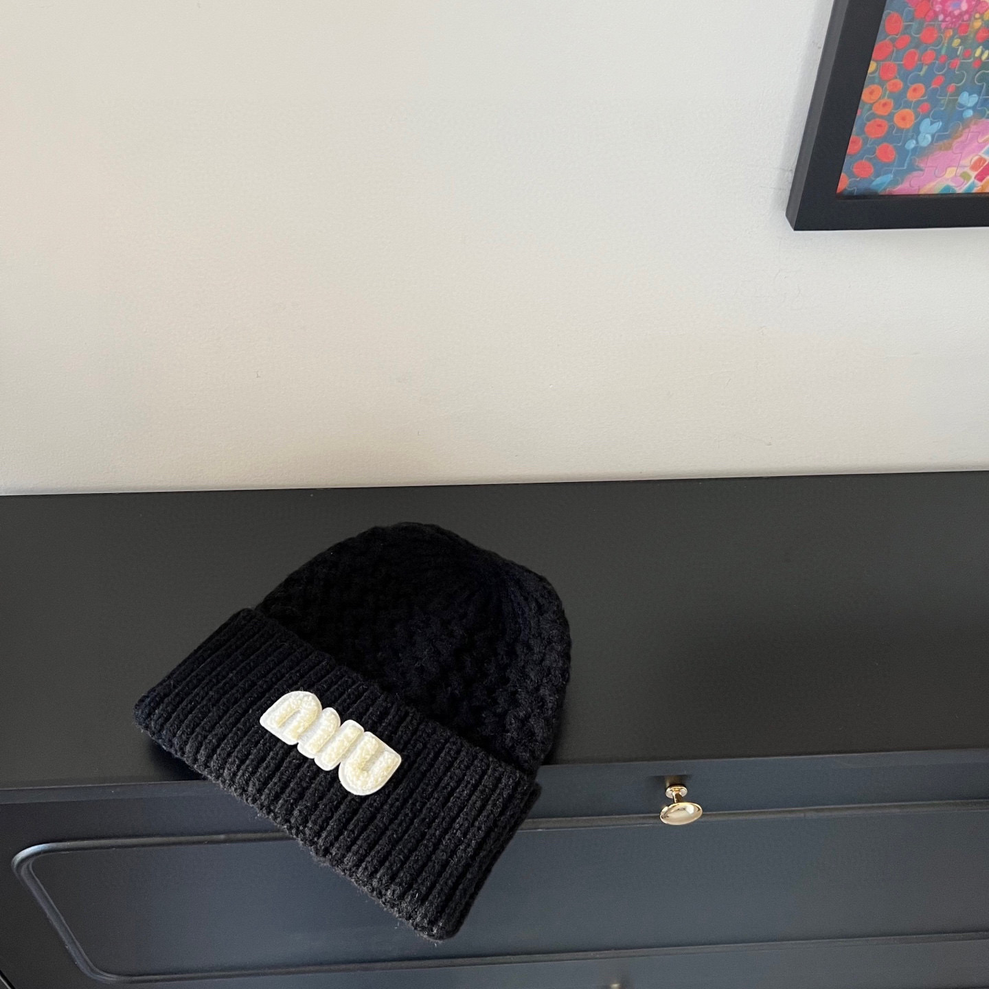 特💛配防尘袋。【MIUMIU缪缪】2025新款麻花亮色搭配针织毛线帽，时尚简约#保暖款