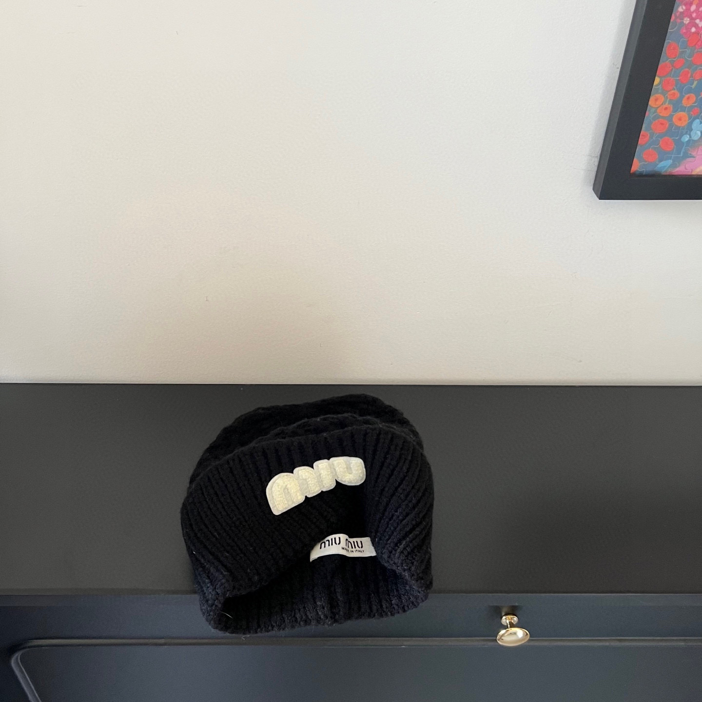 特💛配防尘袋。【MIUMIU缪缪】2025新款麻花亮色搭配针织毛线帽，时尚简约#保暖款