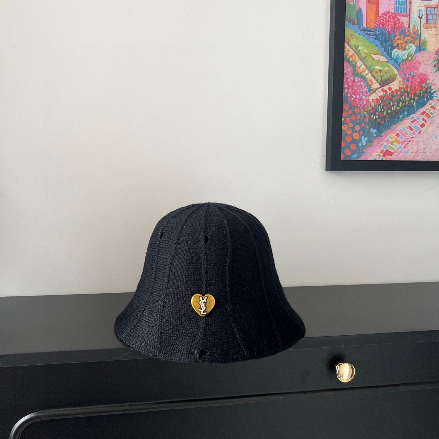 NO:588157,Specially equipped with dust bag [YSL Saint Laurent] 2025 autumn and winter new irregular simple pattern bucket hat, unique design ~ a retro literary hat bucket hat baseball cap knitted hat, hat, saint laurent, saint laurent, espadrilles, hats19860909特配防尘袋【YSL圣罗兰】2025秋冬新款不规则简约纹路渔夫帽桶帽, 独特设计～复古文艺的一款帽子渔夫帽棒球帽针织帽,帽子,saint laurent,saint laurent,espadrilles,hats,hat