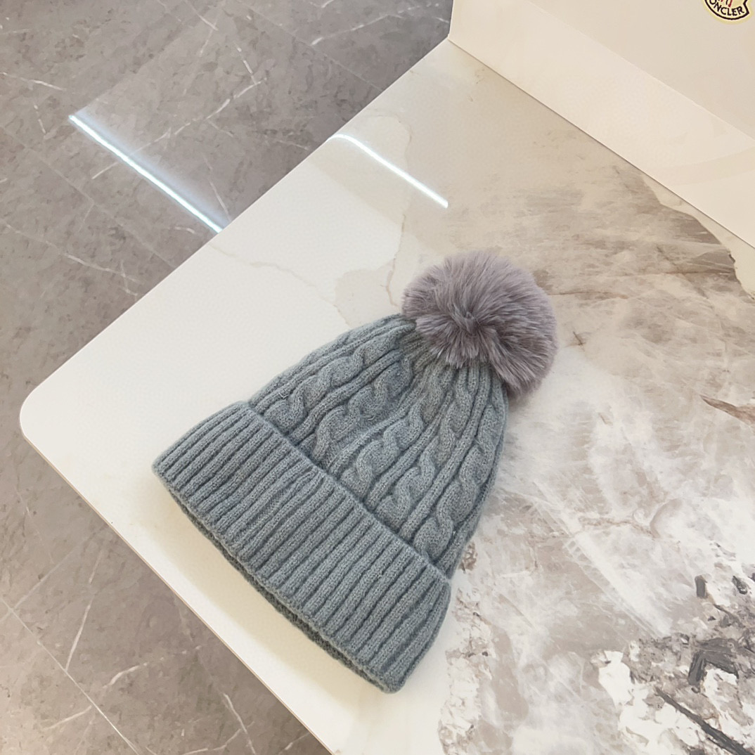 💛配防尘袋 【MONCLER蒙口】2025秋冬新款麻花纹路针织毛球毛线帽#非常有质感的一款～闭眼入