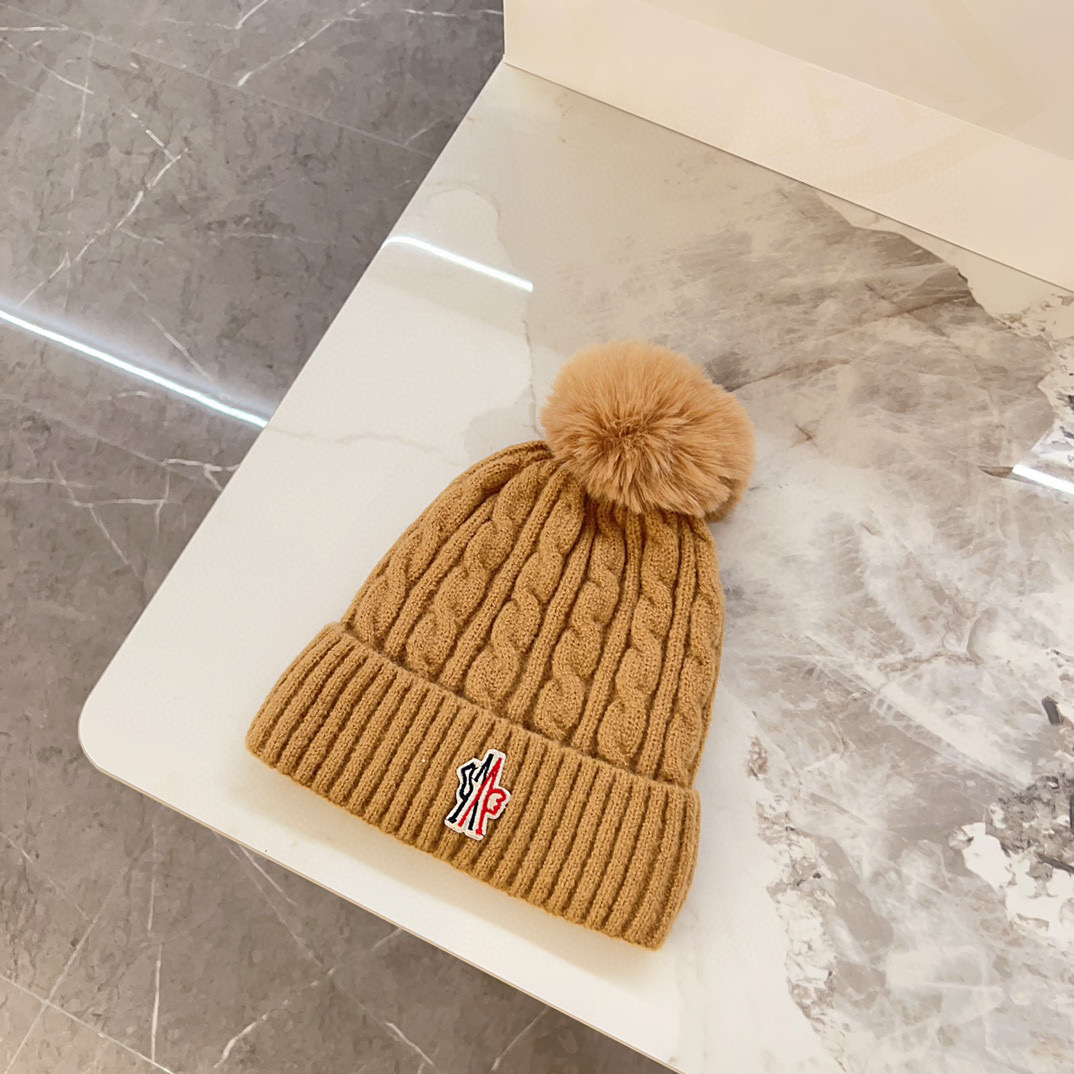 💛配防尘袋 【MONCLER蒙口】2025秋冬新款麻花纹路针织毛球毛线帽#非常有质感的一款～闭眼入