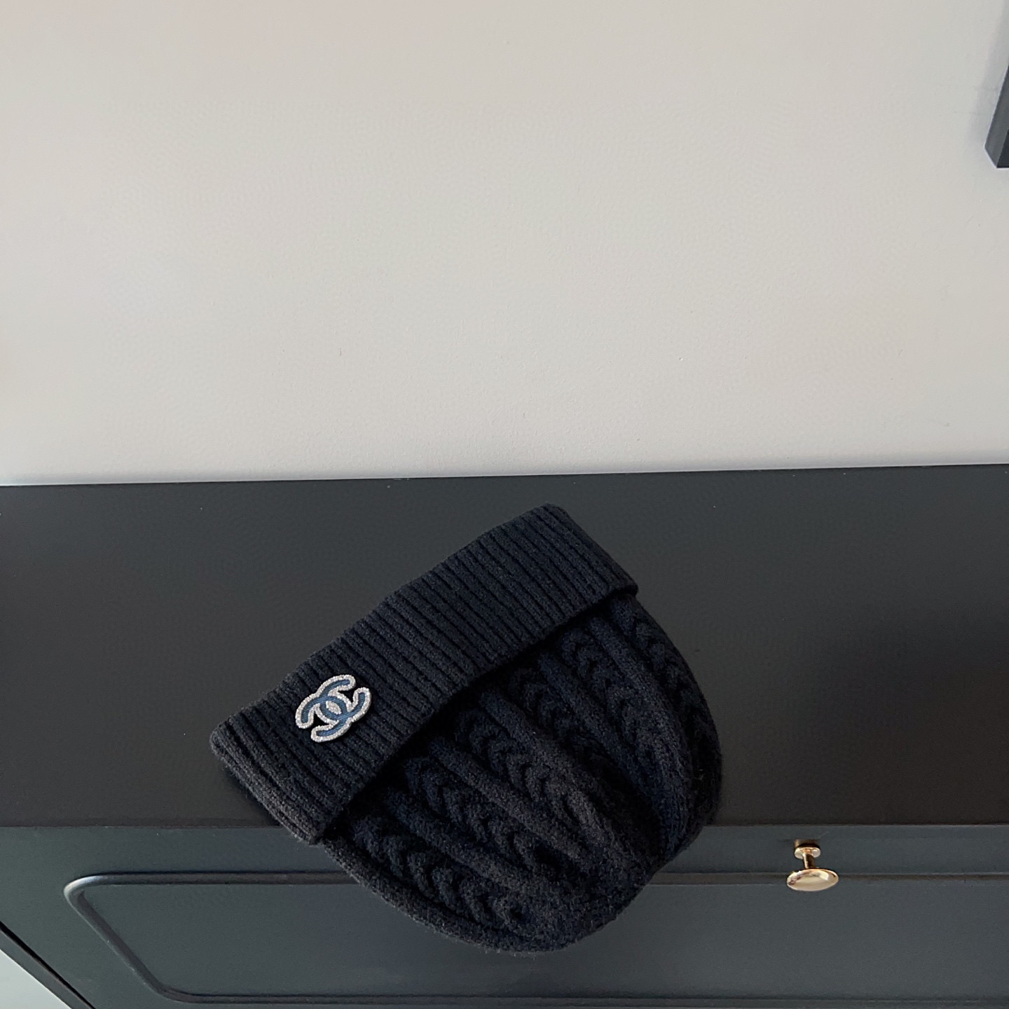 💛配防尘袋。【CHANEL香奈儿】2025新款小香风麻花针织毛线帽，独家新款～韩版针织单品