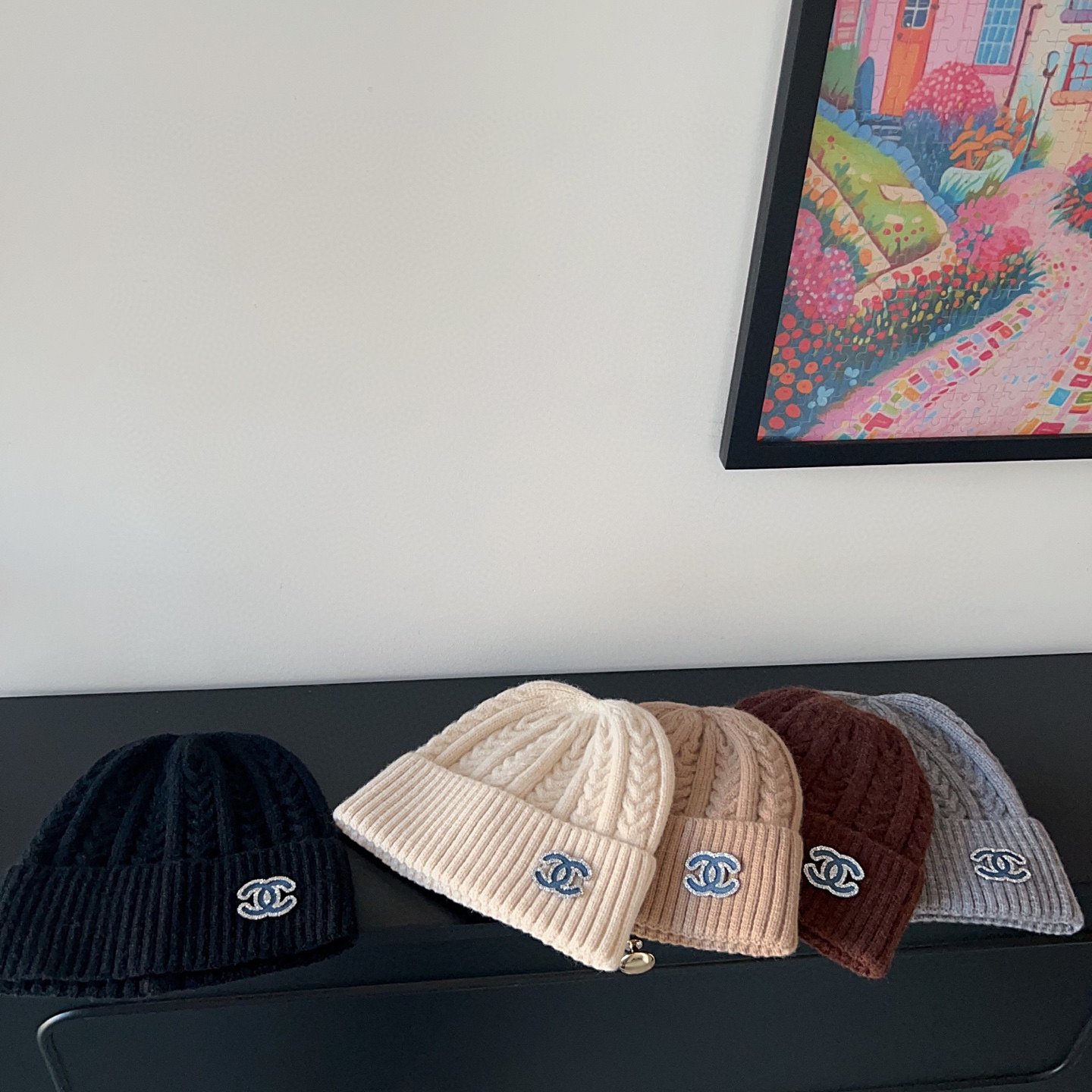 💛配防尘袋。【CHANEL香奈儿】2025新款小香风麻花针织毛线帽，独家新款～韩版针织单品