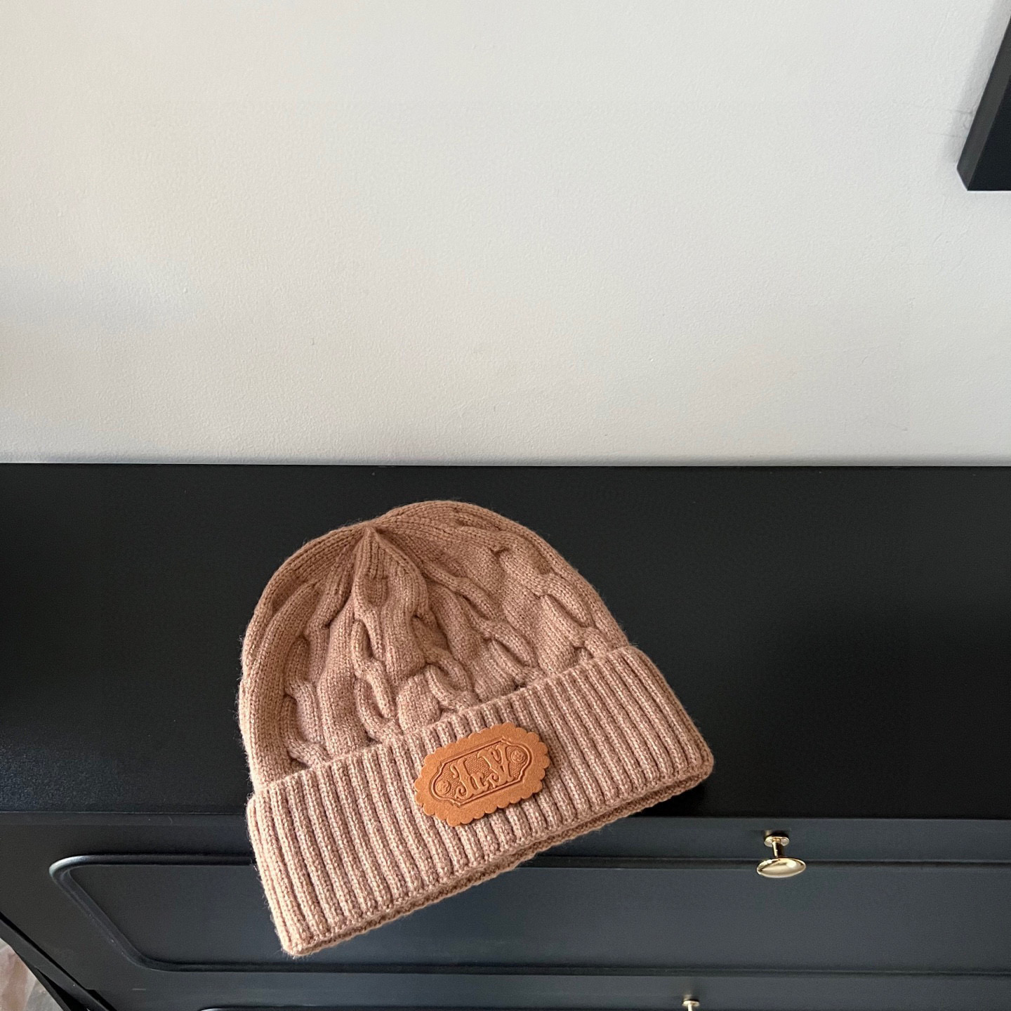 💛配防尘袋。【lv路易威登】2025新款麻花男女精致款针织毛线帽，时尚简约#保暖款