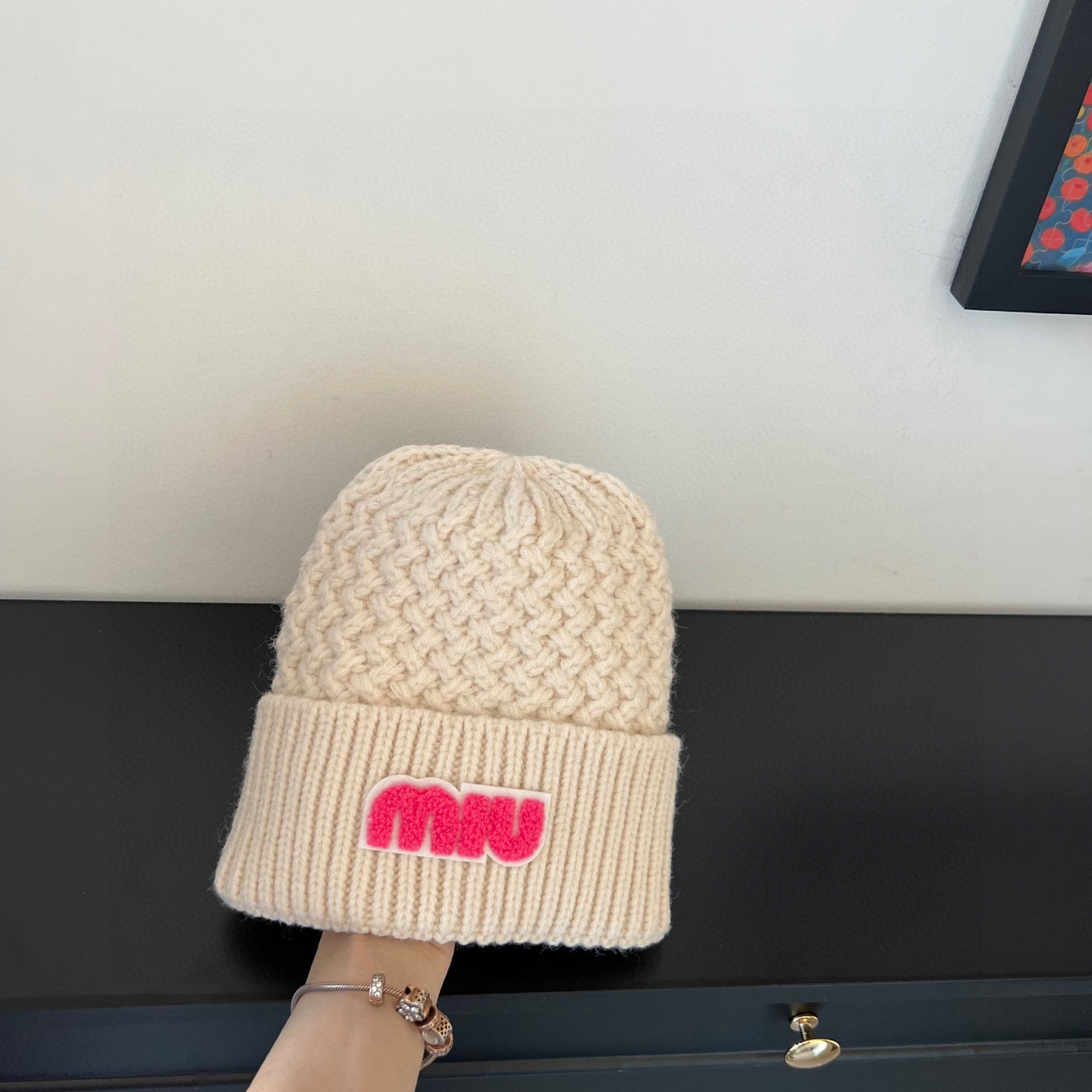 💛配防尘袋。【MIUMIU缪缪】2025新款麻花亮色搭配针织毛线帽，时尚简约#保暖款