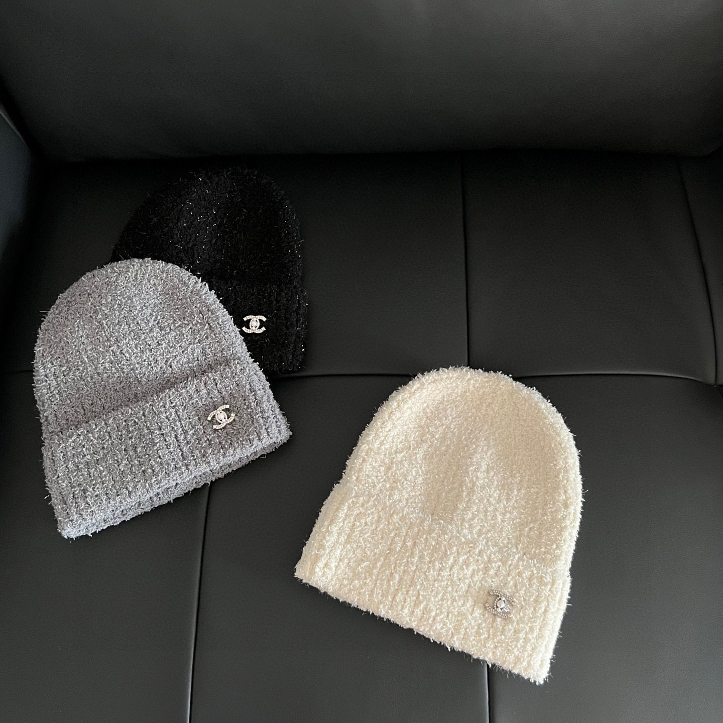 💛配防尘袋。【Chanel香奈儿】2025新款亮丝小香风精致款针织毛线帽，时尚简约#保暖款