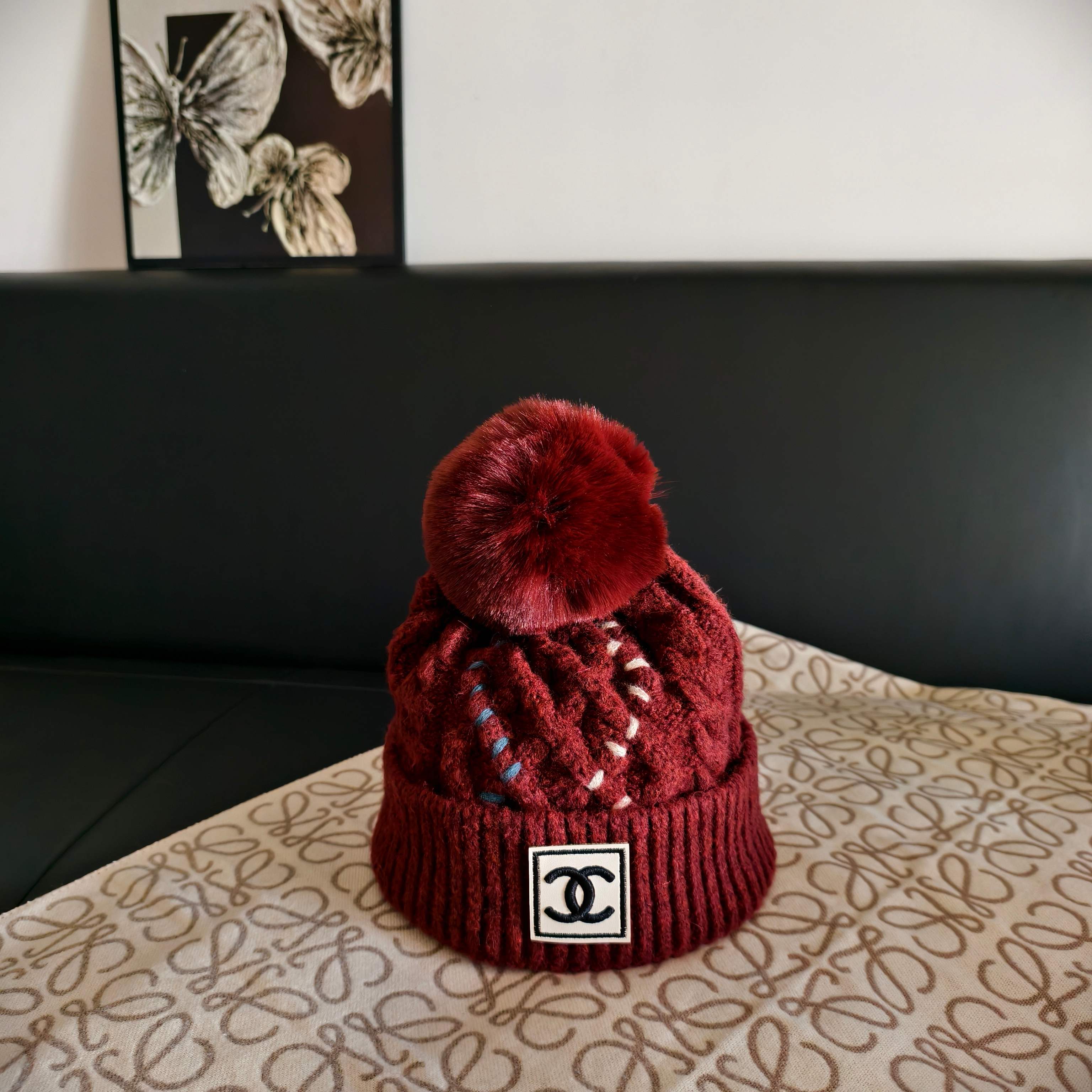 💛配防尘袋 【CHANEL香奈儿】2025秋冬新款小香风加绒毛球毛线帽#非常有质感的一款～复古风