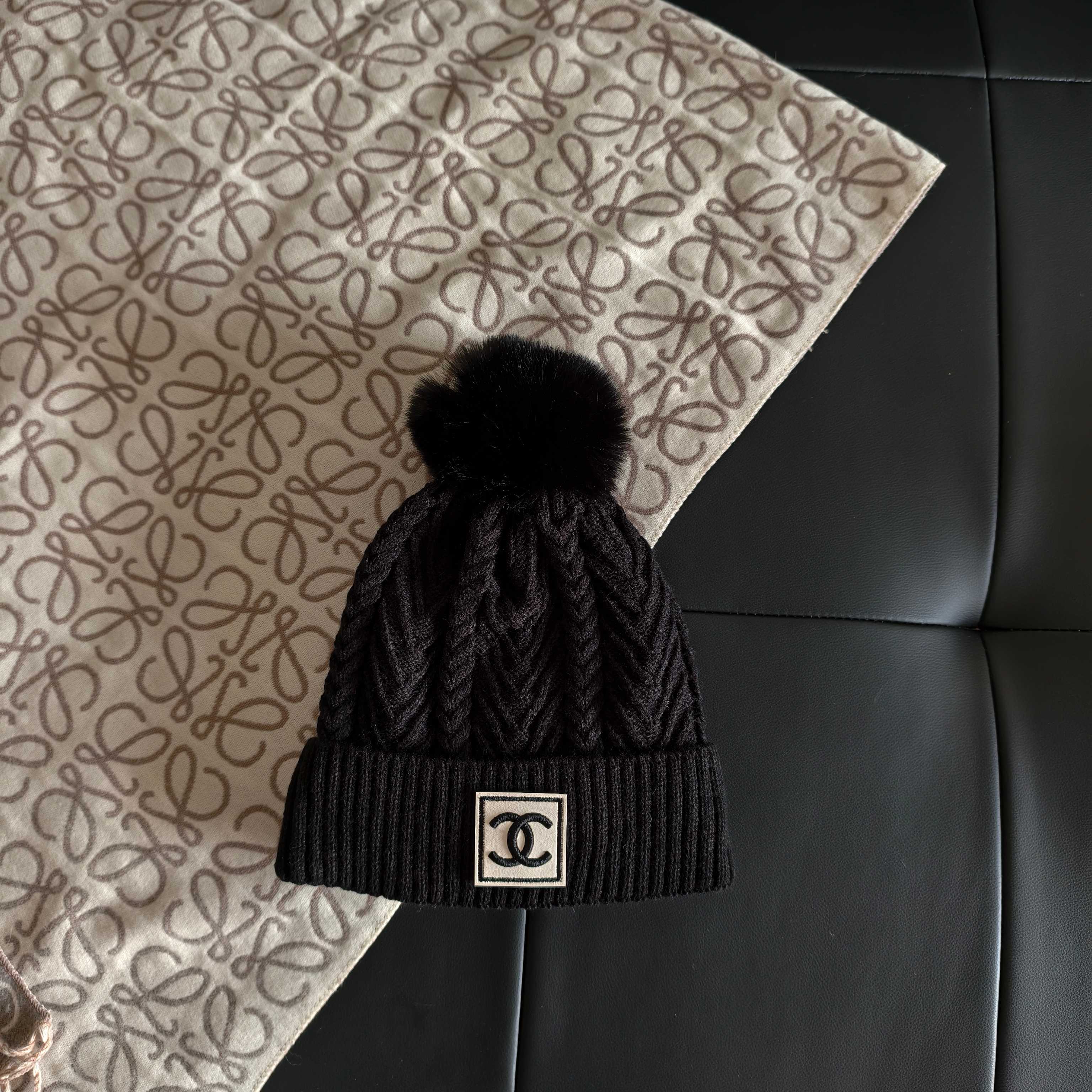 💛配防尘袋 【chanel香奈儿】2025秋冬新款加绒小香风毛线帽#非常有质感的一款～复古风