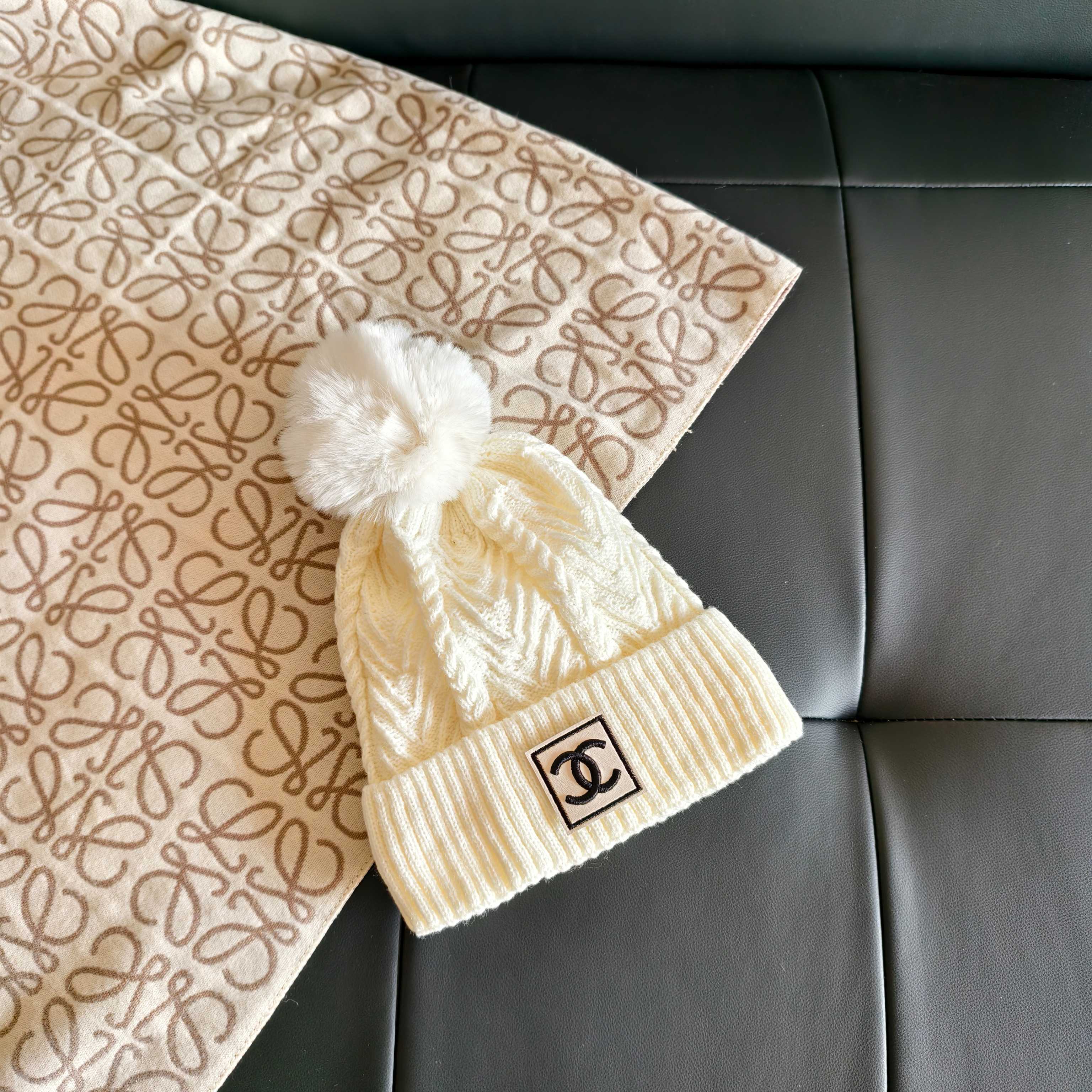 💛配防尘袋 【chanel香奈儿】2025秋冬新款加绒小香风毛线帽#非常有质感的一款～复古风