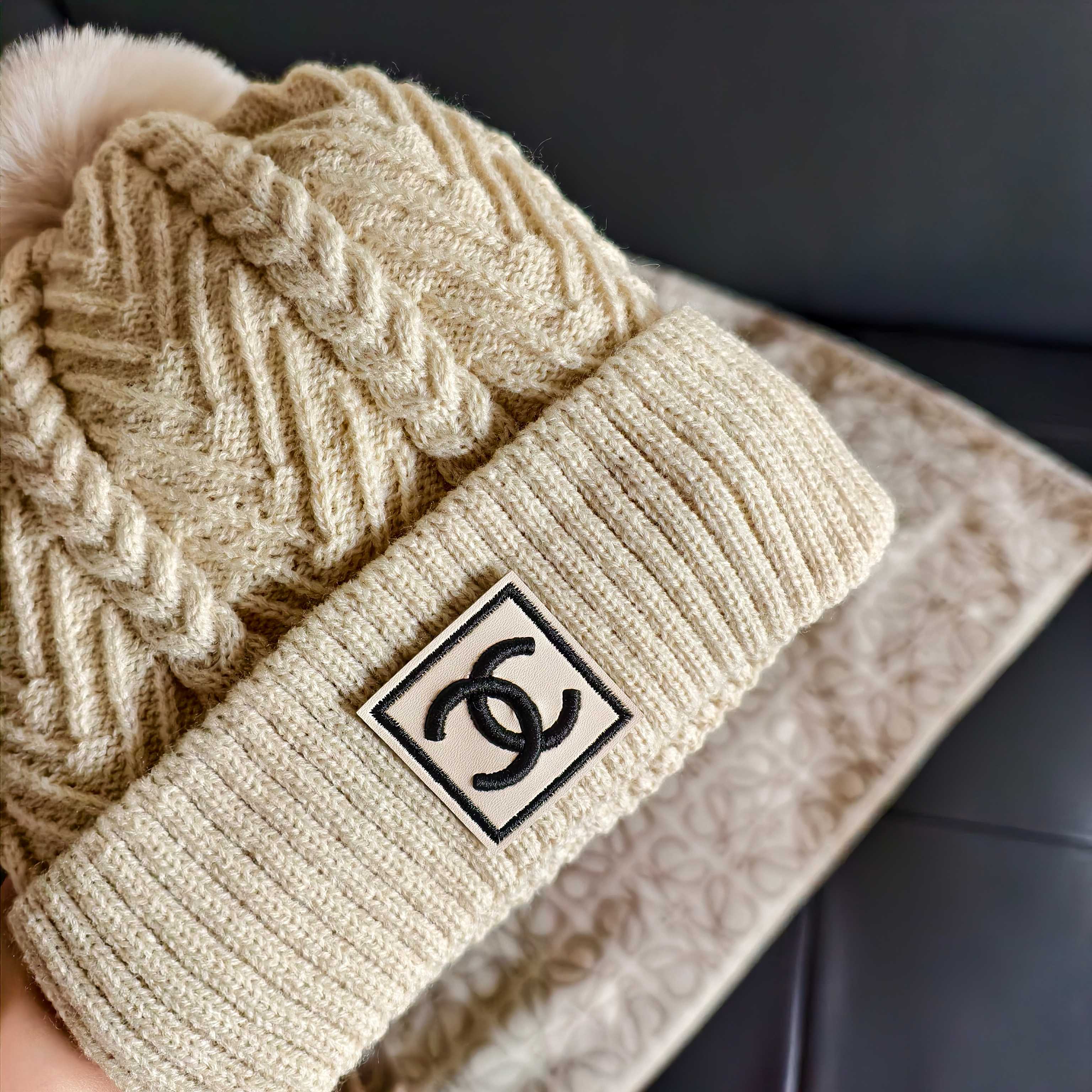 💛配防尘袋 【chanel香奈儿】2025秋冬新款加绒小香风毛线帽#非常有质感的一款～复古风