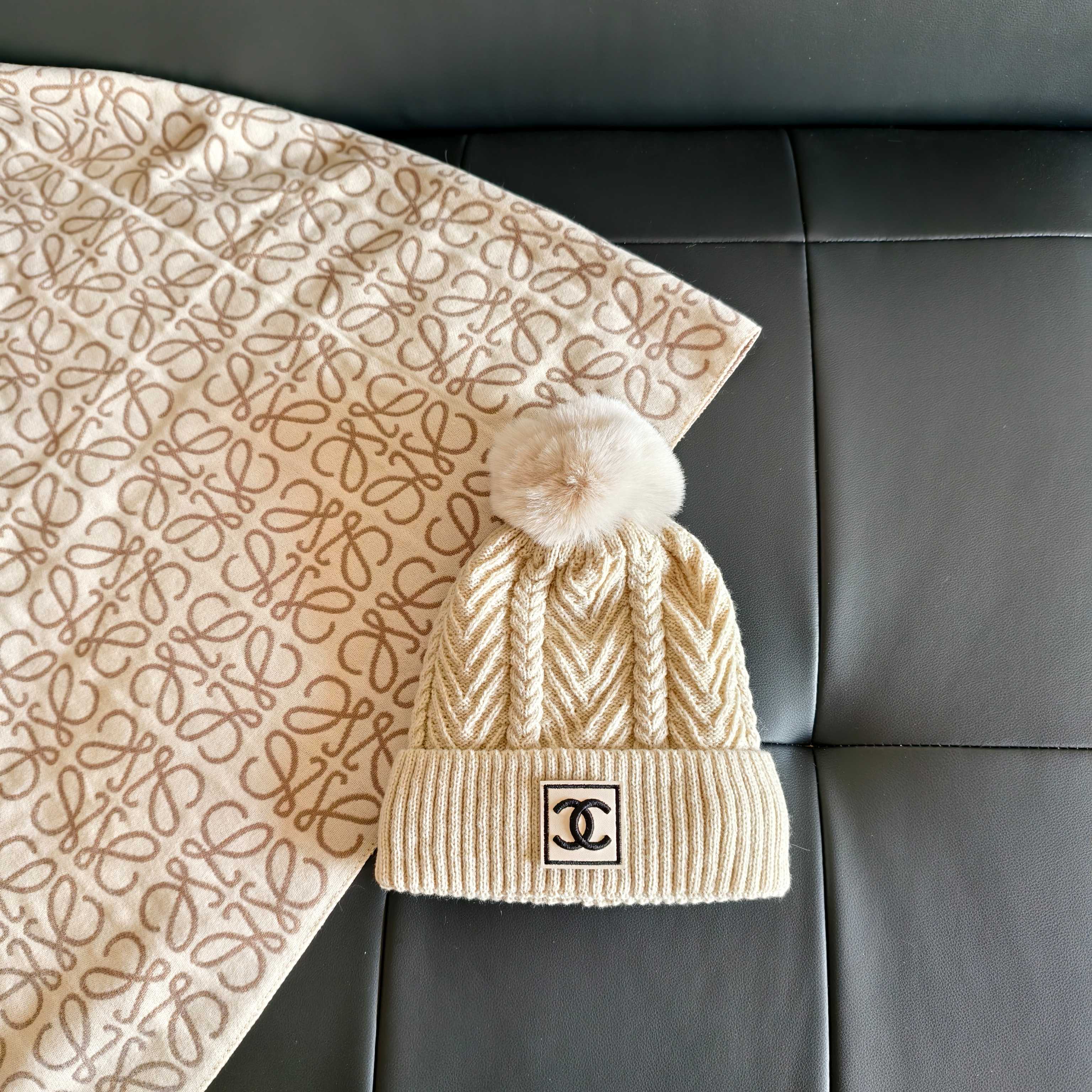 NO:643353,Specially equipped with dust bag [chanel Chanel] 2025 autumn and winter new style velvet small fragrant woolen hat# A very textured one ~ retro style hat fisherman hat baseball cap knitted hat, hat, chanel, chanel, espadrilles, hats19860909特配防尘袋【chanel香奈儿】2025秋冬新款加绒小香风毛线帽# 非常有质感的一款～复古风帽子渔夫帽棒球帽针织帽,帽子,chanel,chanel,espadrilles,hats,hat