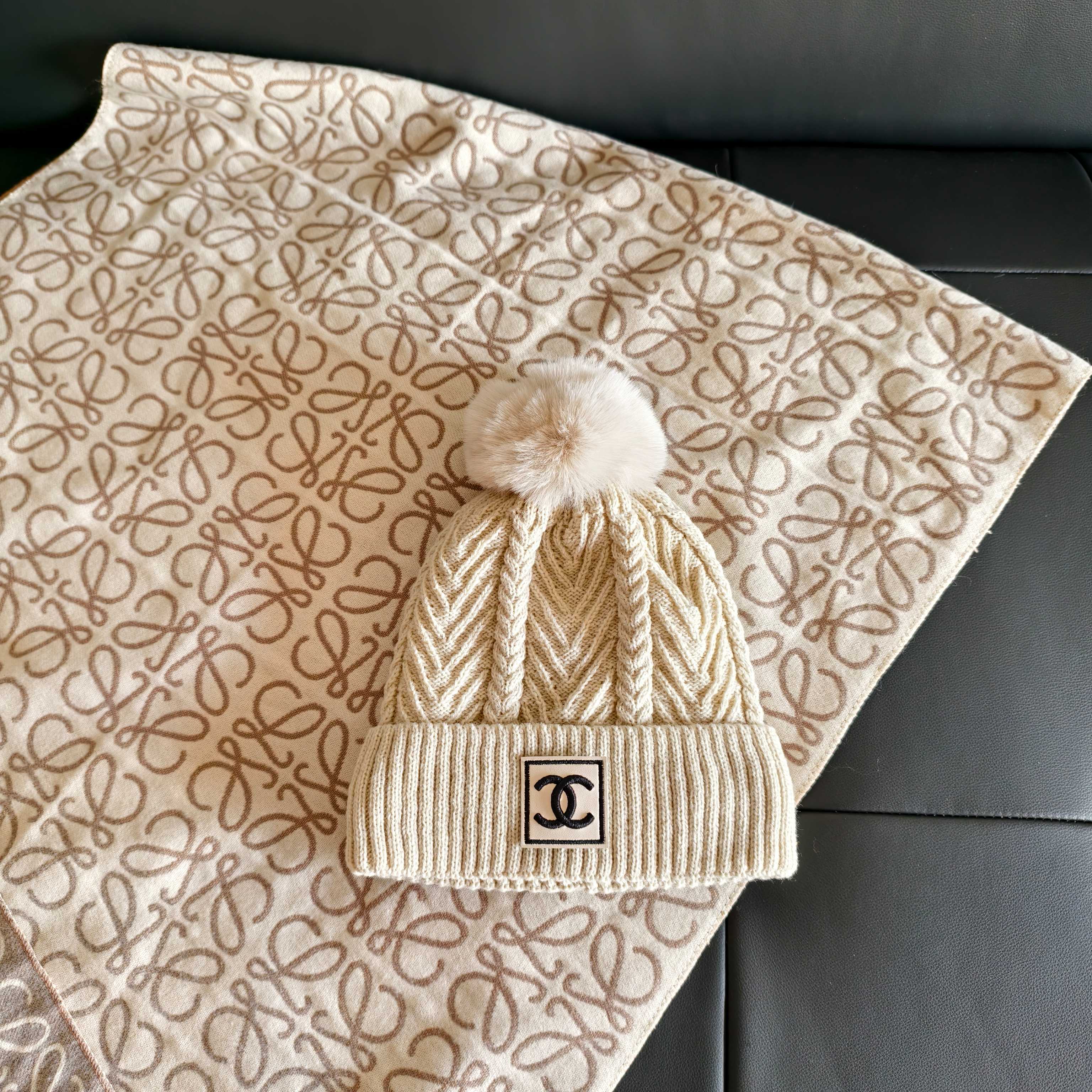 💛配防尘袋 【chanel香奈儿】2025秋冬新款加绒小香风毛线帽#非常有质感的一款～复古风