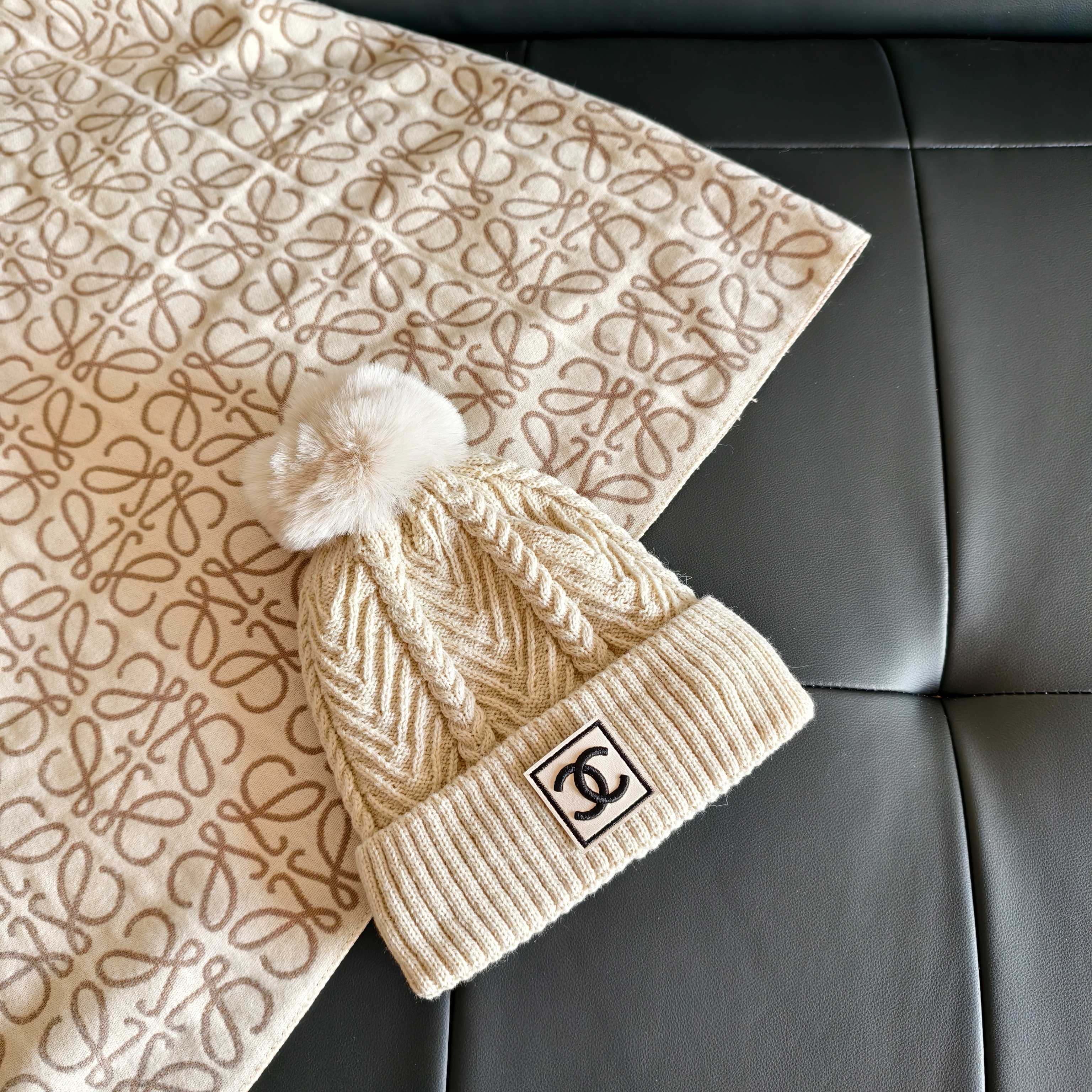 💛配防尘袋 【chanel香奈儿】2025秋冬新款加绒小香风毛线帽#非常有质感的一款～复古风