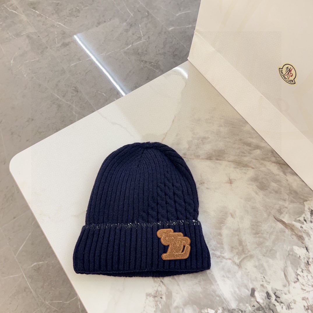 NO:643360,Special price with dust bag [LV Louis Vuitton] 2025 autumn and winter new men's and women's knitted woolen hats, big brand simplicity ~ essential hats for autumn and winter wear, fisherman hats, baseball caps, knitted hats, hats, louis vuitton, louis vuitton, espadrilles, hats19860909特价配防尘袋【LV路易威登】2025秋冬新款男女款针织毛线帽,大牌简约～秋冬穿搭必备帽子渔夫帽棒球帽针织帽,帽子,louis vuitton,louis vuitton,espadrilles,hats,hat