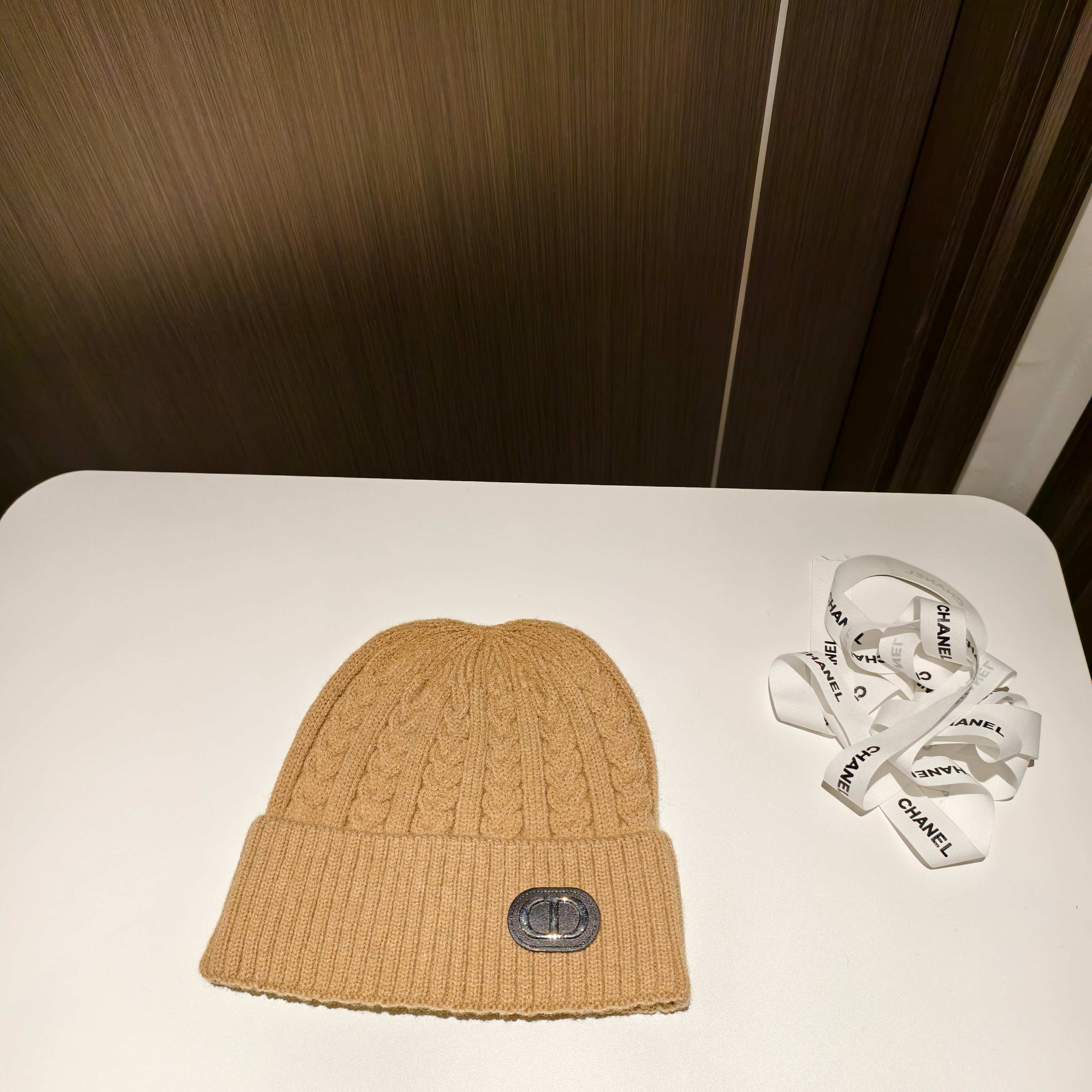 NO:643366,Special price with dust bag [Dior] 2025 autumn and winter new twist knitted woolen hat, big brand simple ~ essential hat for autumn and winter wear, fisherman hat, baseball cap, knitted hat, hat, dior, dior, espadrilles, hats19860909特价配防尘袋【Dior迪奥】2025秋冬新款麻花针织毛线帽,大牌简约～秋冬穿搭必备帽子渔夫帽棒球帽针织帽,帽子,dior,dior,espadrilles,hats,hat