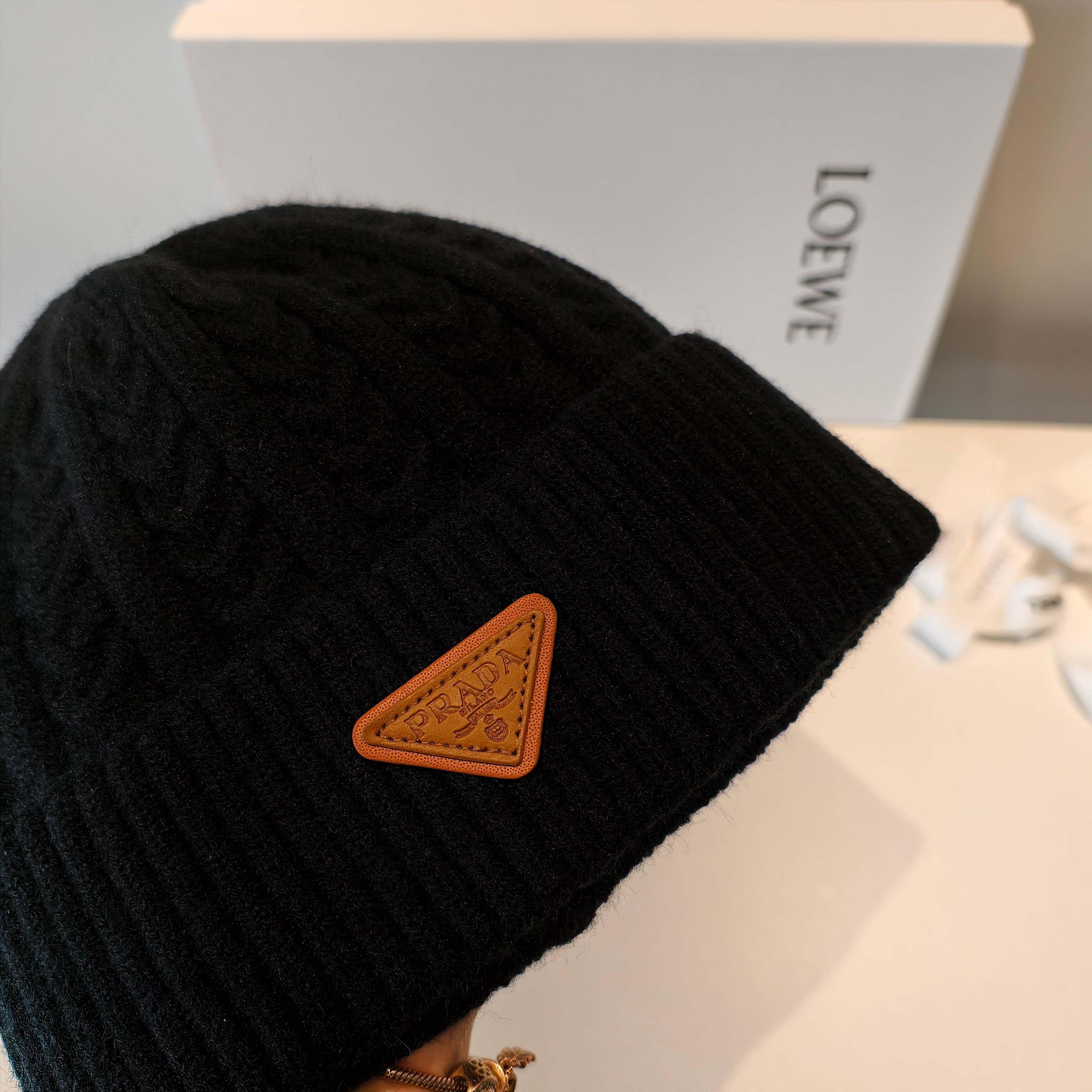 P60💛配防尘袋【Prada普拉达】2025秋冬新款男女款针织毛线帽，大牌简约～秋冬穿搭必备