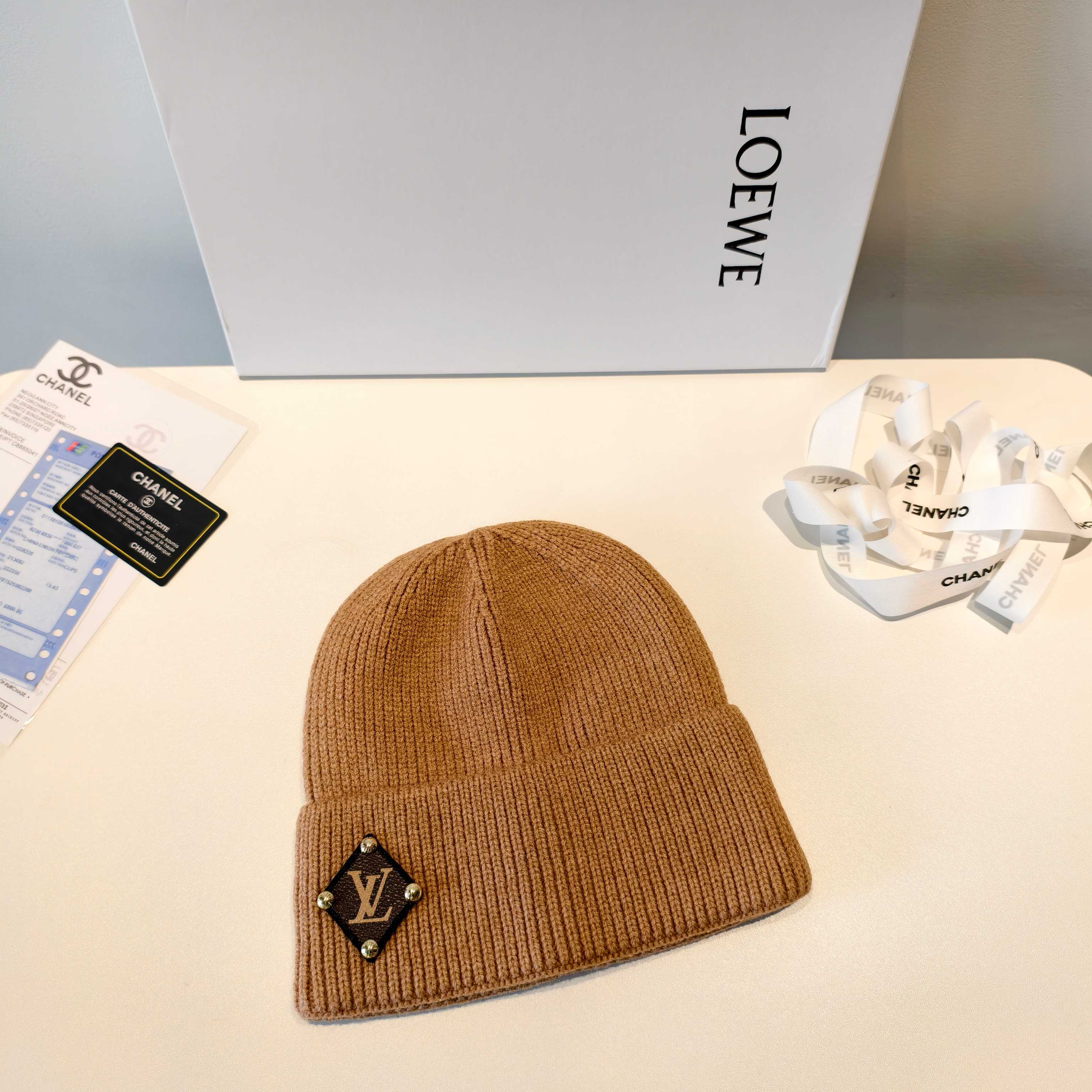 💛配防尘袋【lv路易威登】2025秋冬新款男女款针织毛线帽，大牌简约～秋冬穿搭必备
