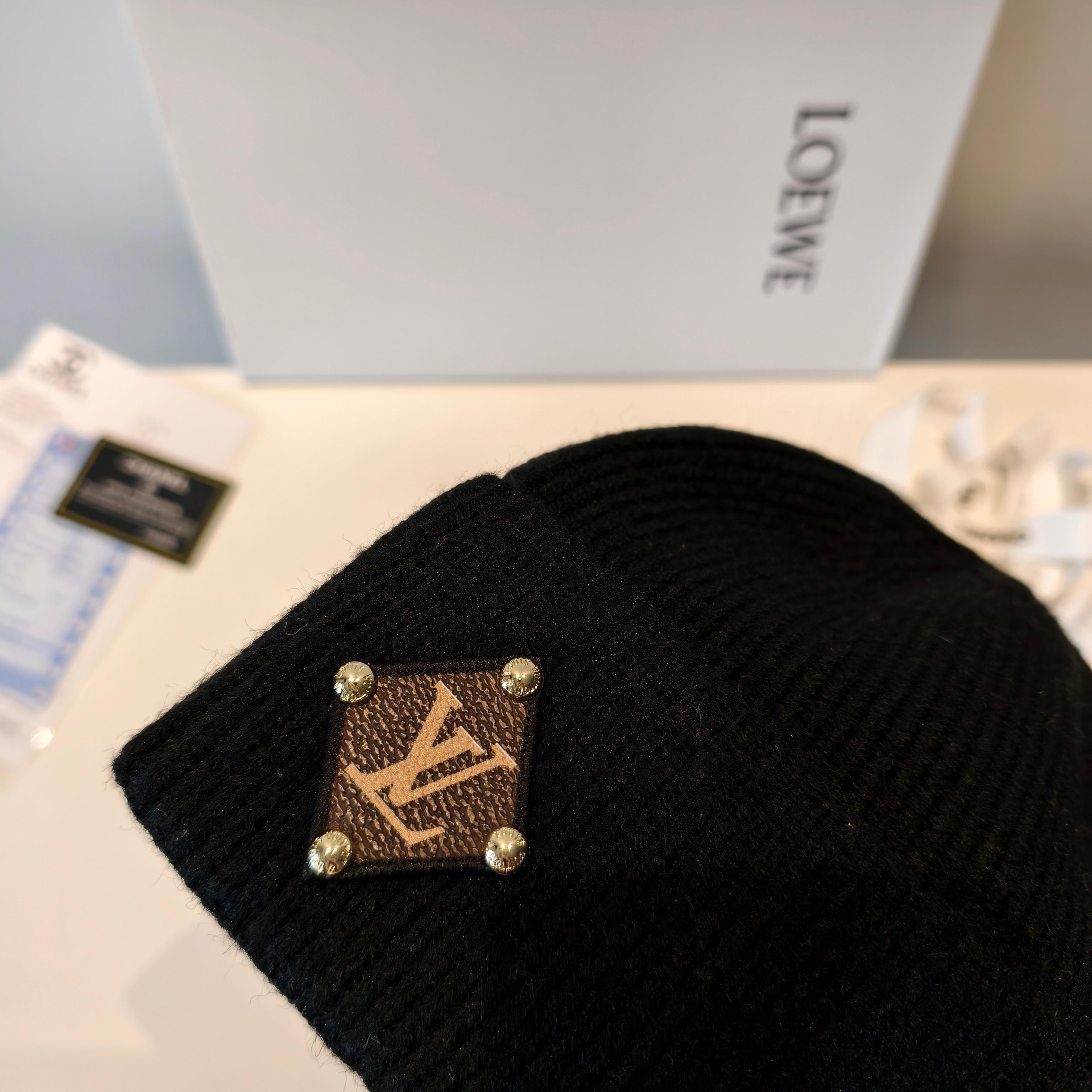 💛配防尘袋【lv路易威登】2025秋冬新款男女款针织毛线帽，大牌简约～秋冬穿搭必备