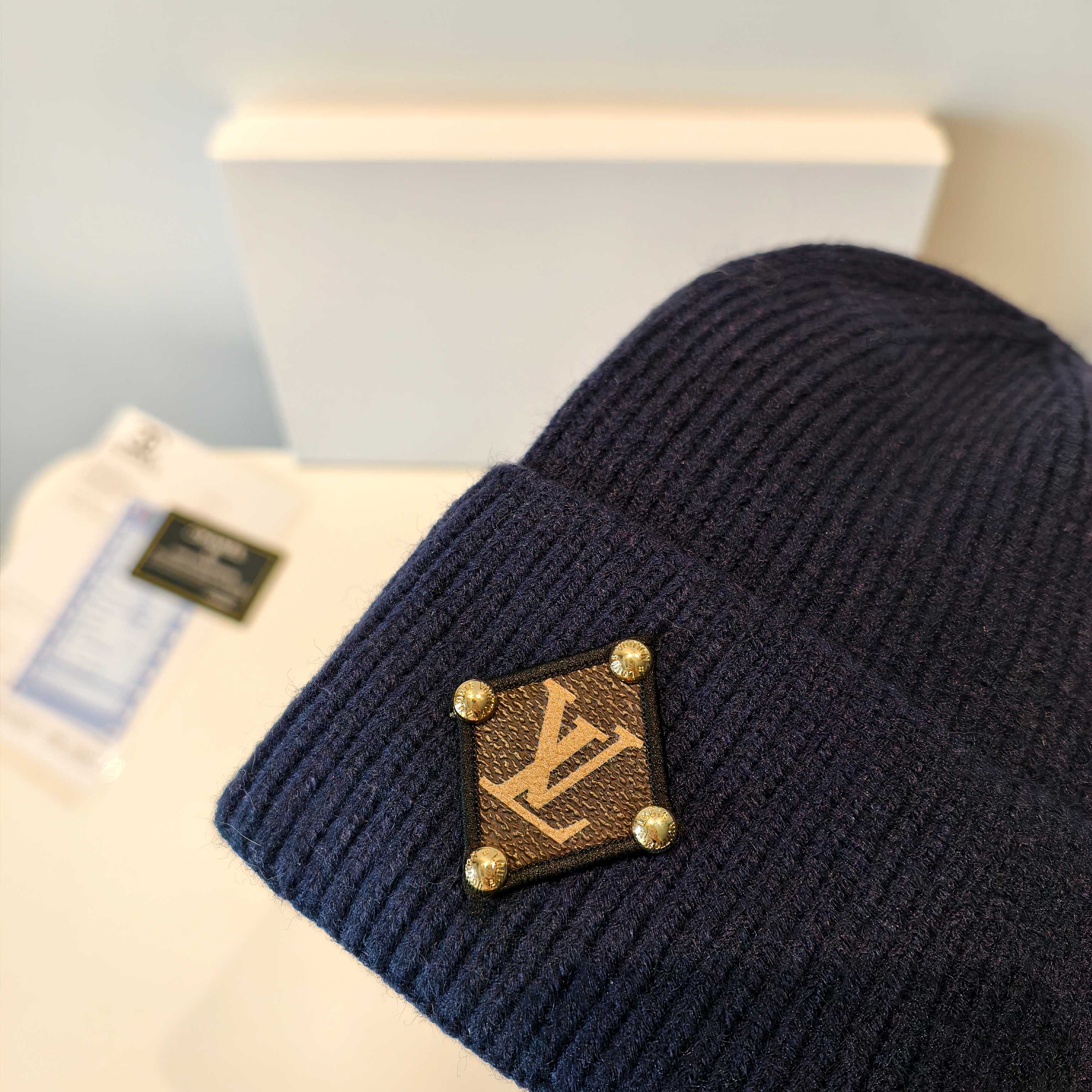 💛配防尘袋【lv路易威登】2025秋冬新款男女款针织毛线帽，大牌简约～秋冬穿搭必备