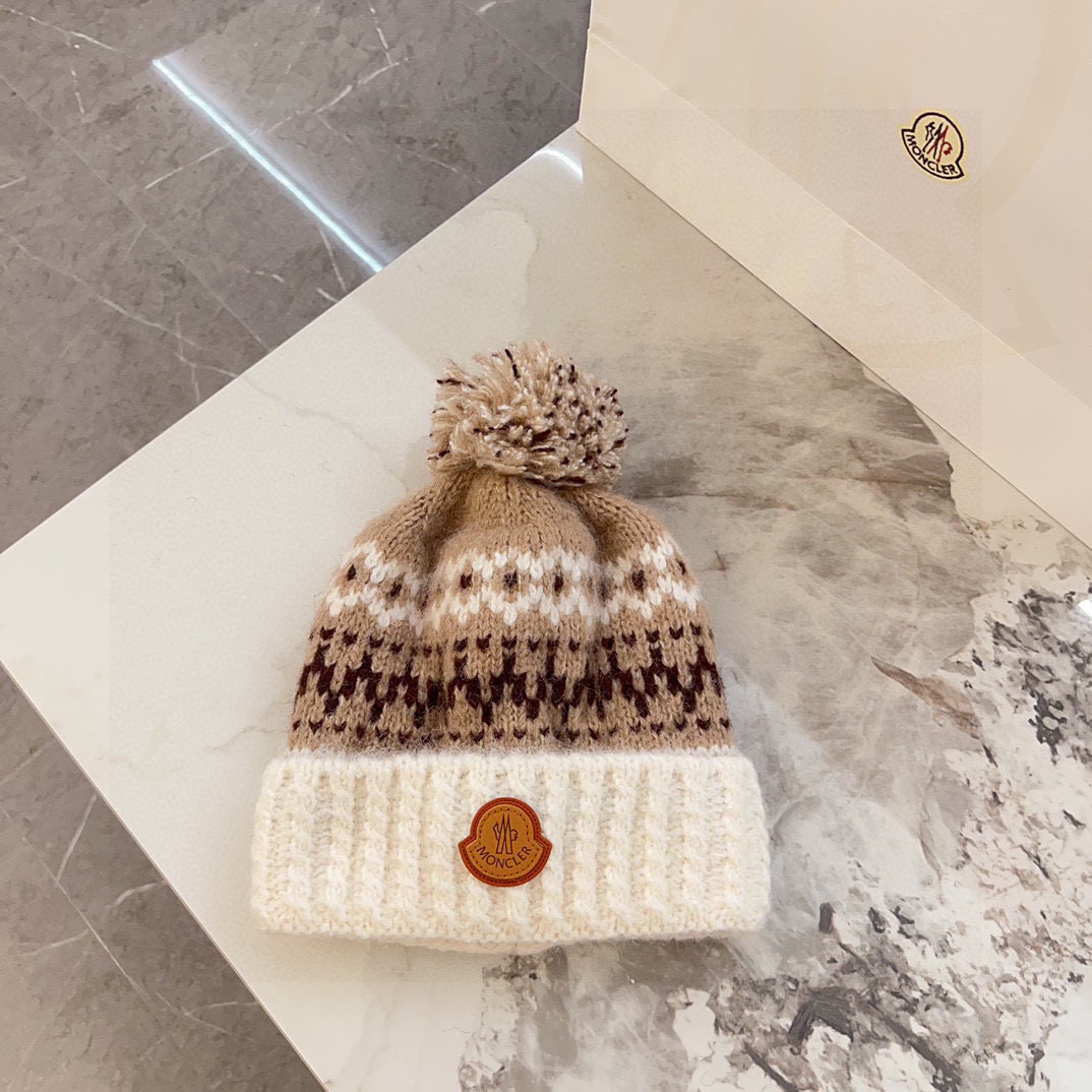 💛配防尘袋【MONCLER蒙口】2025秋冬新款森系纹路加绒针织毛球毛线帽，保暖时尚～秋冬穿搭必备
