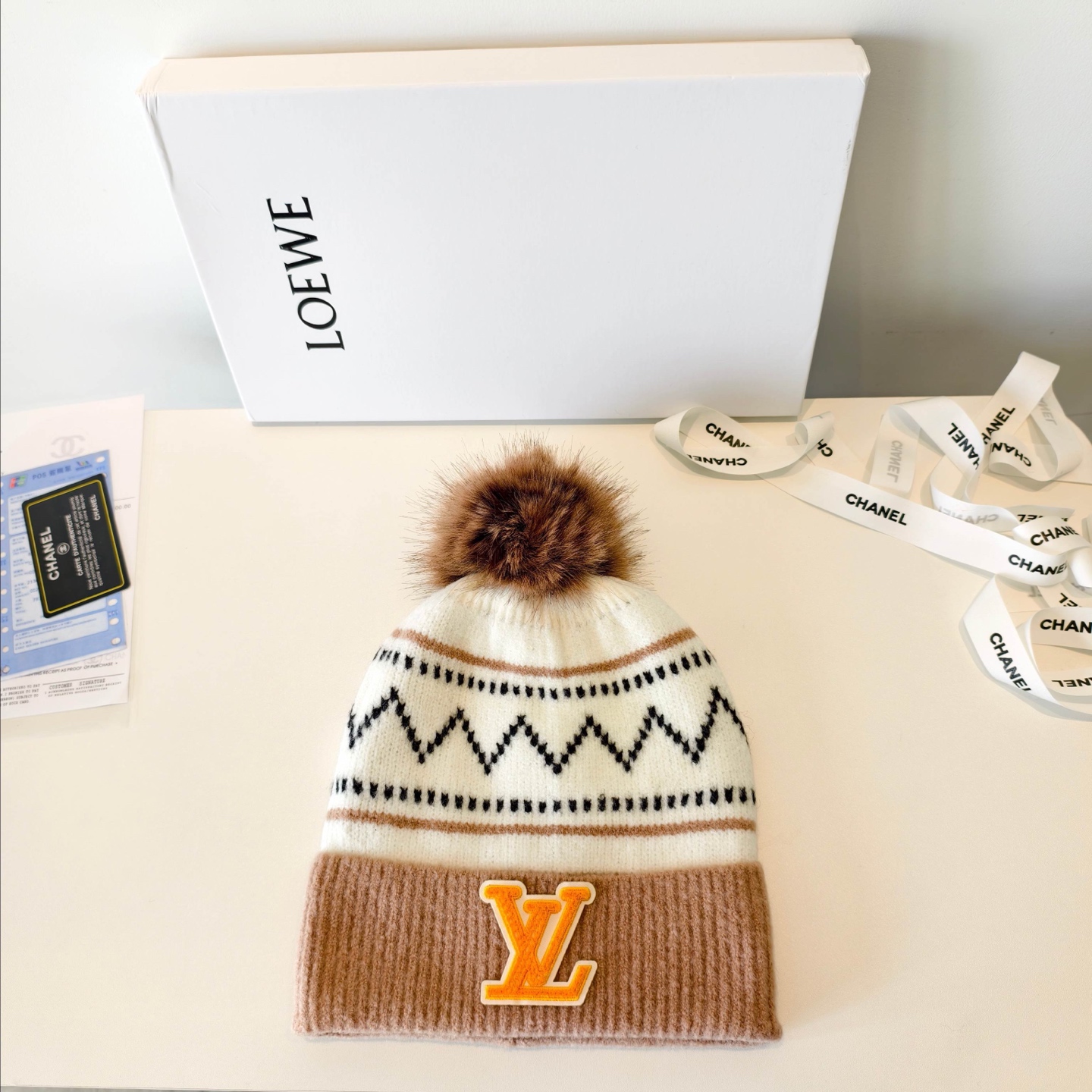 NO:689809,Specially equipped with dust bag [lv Louis Vuitton] 2025 autumn and winter new men's and women's woolen hats# A very textured one ~ retro style hats, fisherman hats, baseball caps, knitted hats, hats, louis vuitton, louis vuitton, espadrilles, hats19860909特配防尘袋【lv路易威登】2025秋冬新款男女款毛线帽# 非常有质感的一款～复古风帽子渔夫帽棒球帽针织帽,帽子,louis vuitton,louis vuitton,espadrilles,hats,hat