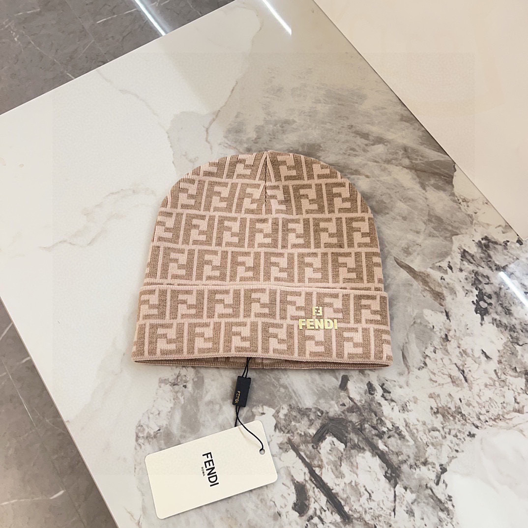 NO:689825,Special price with dust bag. [FENDI Fendi] 2025 new autumn and winter big-name knitted woolen hats for men and women, plush material, very versatile hats, fisherman hats, baseball caps, knitted hats, hats, fendi, fendi, espadrilles, hats19860909特价配防尘袋.【FENDI芬迪】2025秋冬新款大牌男女款针织毛线帽,毛绒材质,非常百搭帽子渔夫帽棒球帽针织帽,帽子,fendi,fendi,espadrilles,hats,hat