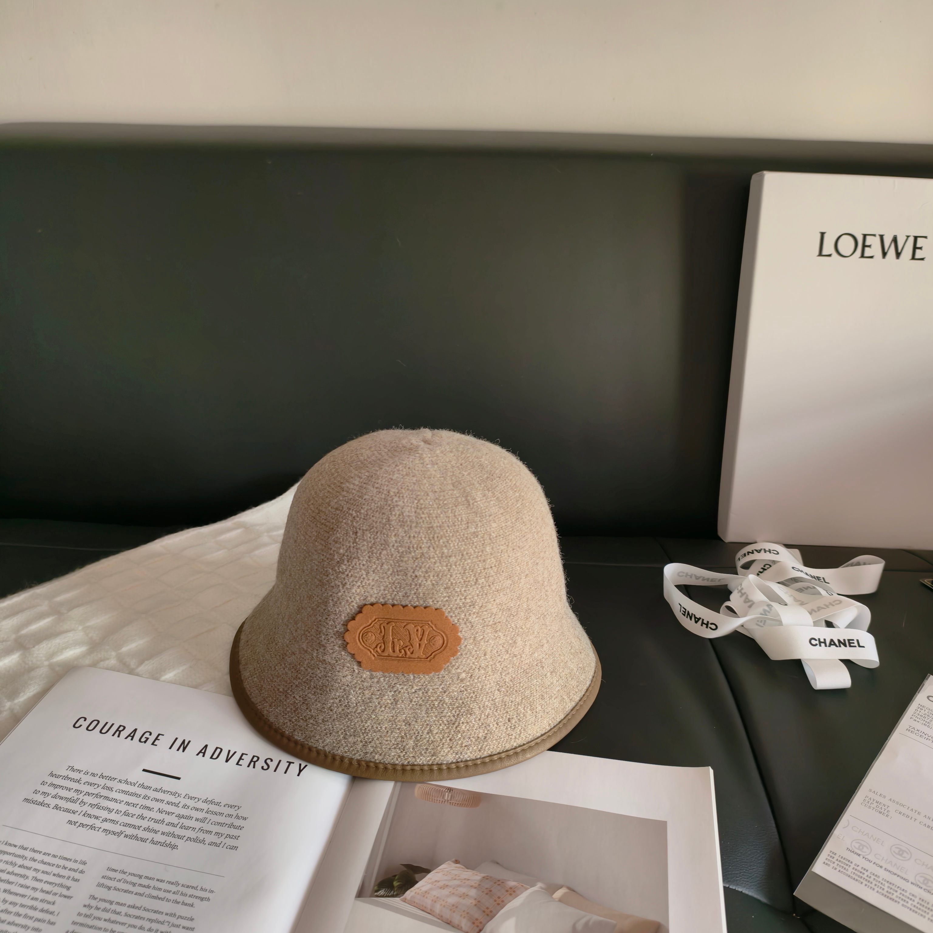 NO:704066,Specially equipped with dust bag [LV Louis Vuitton] 2025 new leather-edged donkey's bucket hat bucket hat, versatile daily style ~ casual street style #men's and women's hats bucket hat baseball cap knitted hat, hat, louis vuitton, louis vuitton, louis vuitton, louis vuitton, espadrilles, hats19860909特配防尘袋【LV路易威登】2025新款皮边驴家小桶帽渔夫帽,百搭日常款～休闲出街#男女款帽子渔夫帽棒球帽针织帽,帽子,louis vuitton,louis vuitton,louis vuitton,louis vuitton,espadrilles,hats,hat