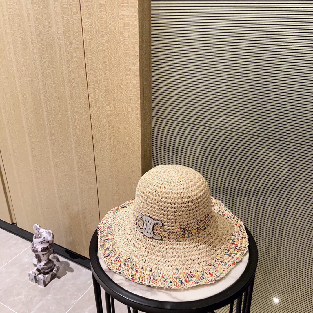 💛配防尘袋. 【CELINE赛琳】2026新款度假风凯旋门渔夫帽草帽，可折叠遮阳又好搭配，出街旅行单品