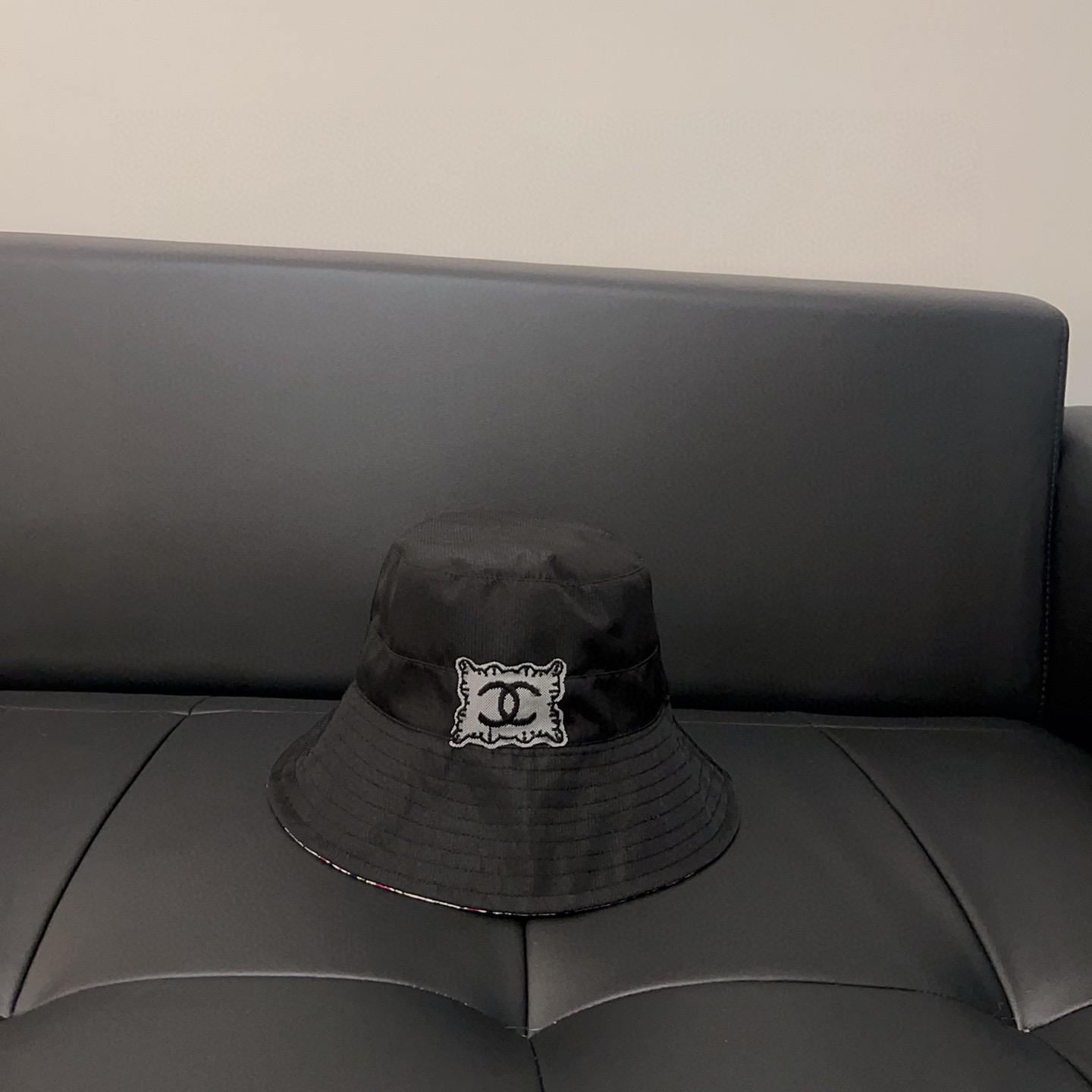 💛配防尘袋【CHANEL香奈儿】2026新款小香风碎花双面款渔夫帽独特设计～复古文艺的一款